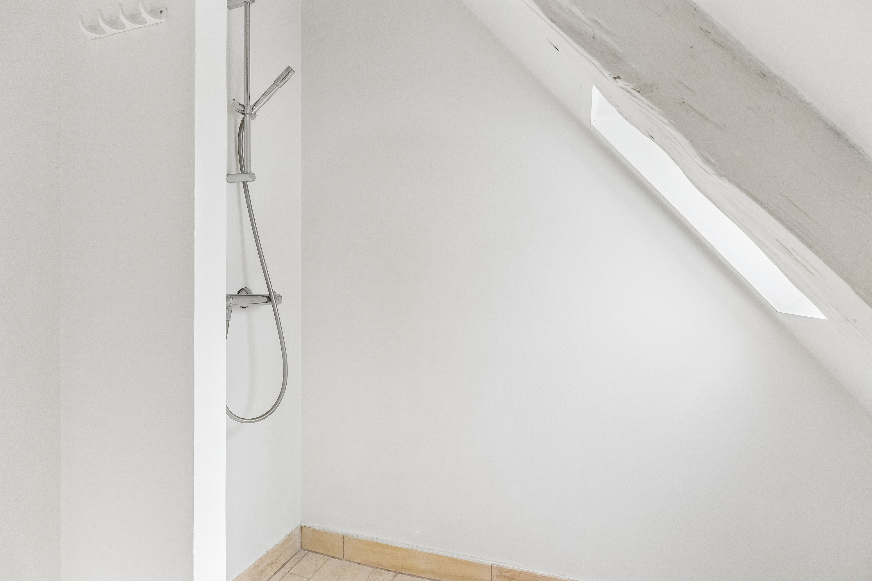 Fremhævet badeværelse billede i fuldskærmstilstand. Billede af Ny Kongensgade 11C, 2. th., 1472 København K