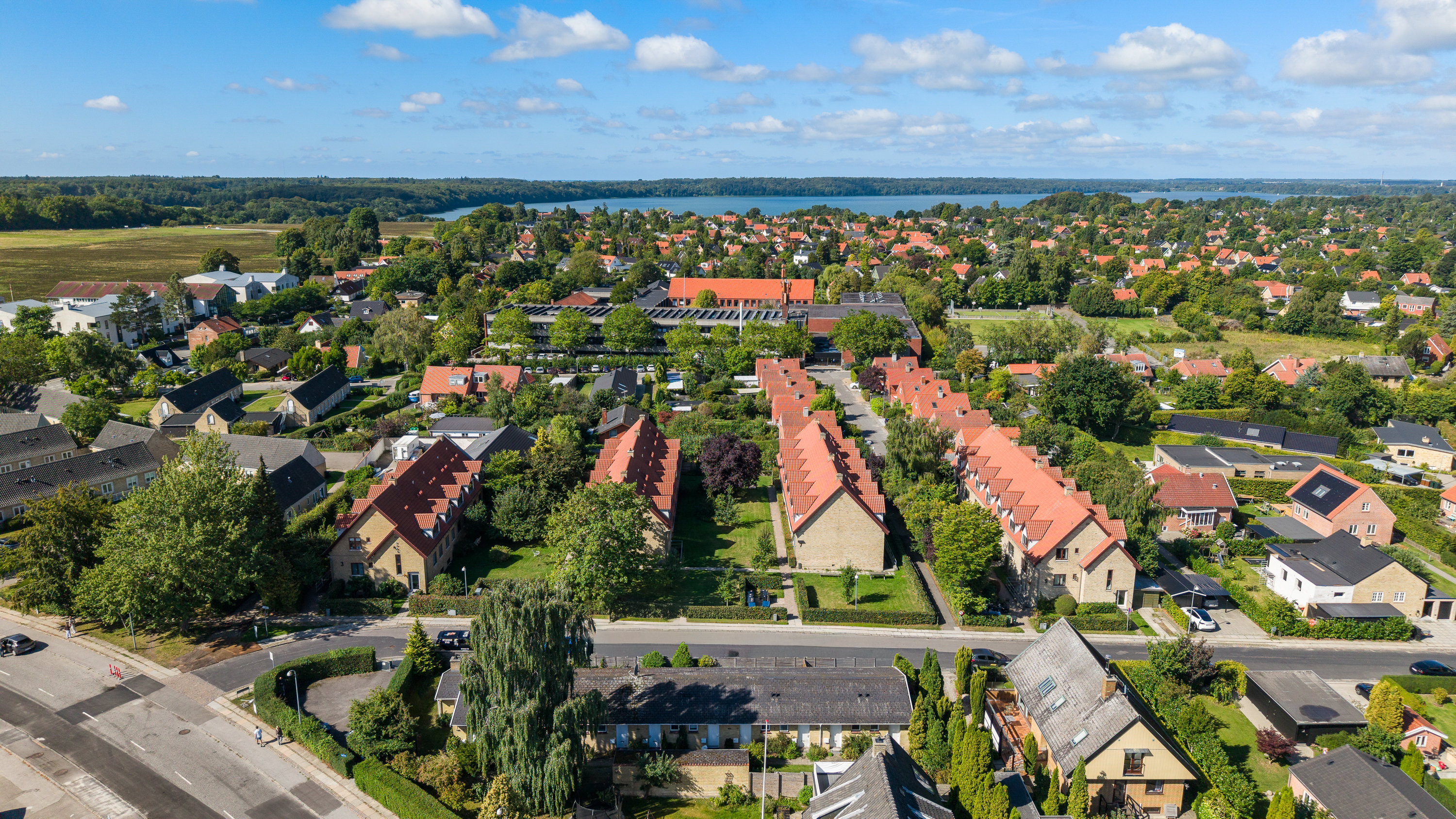 Fremhævet luftfoto billede i fuldskærmstilstand. Billede af Virum Stationsvej 144C, 2830 Virum