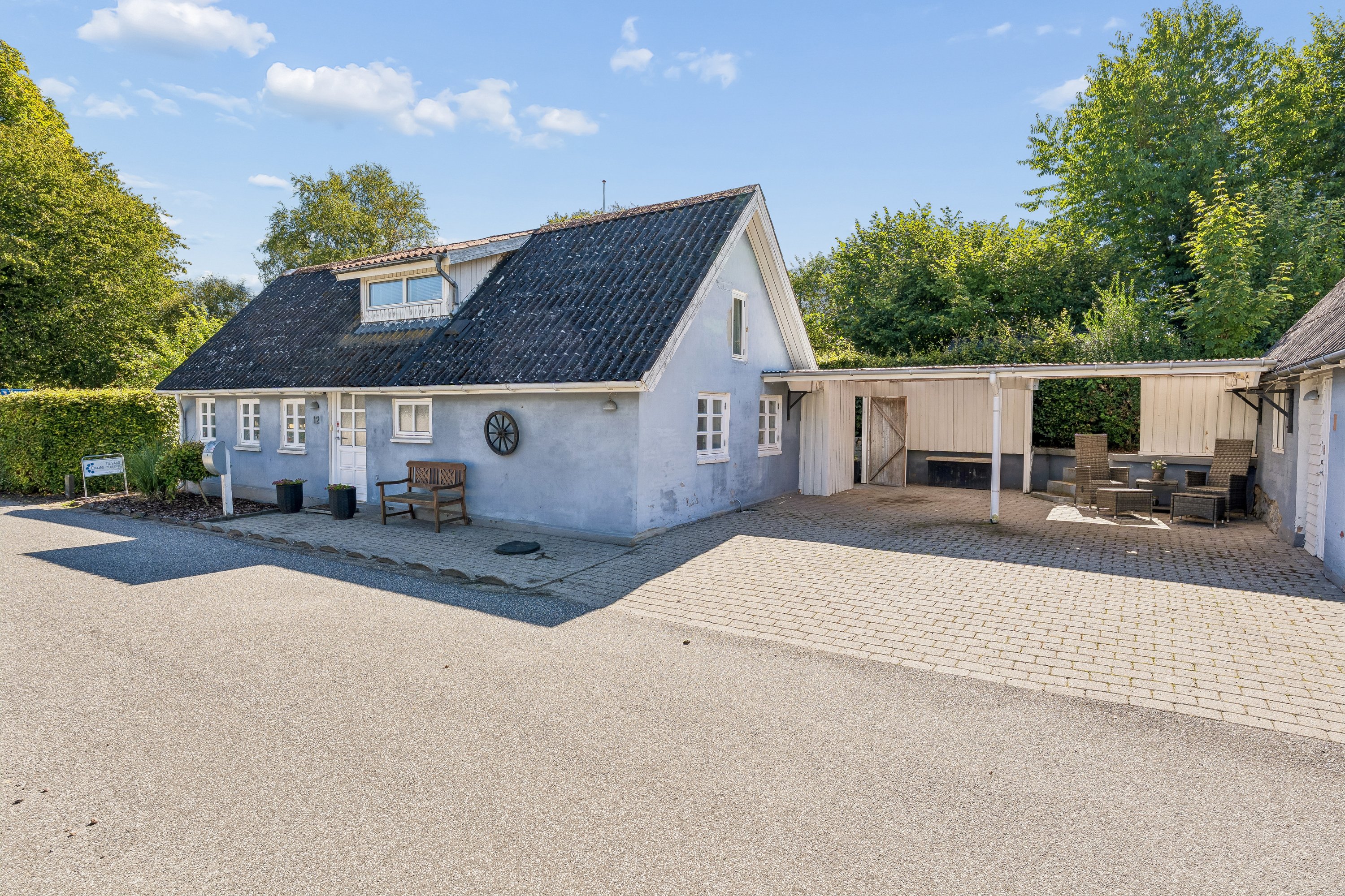 Miniaturebillede 1: ejendommen. Billede af Gammelgade 12, 8723 Løsning