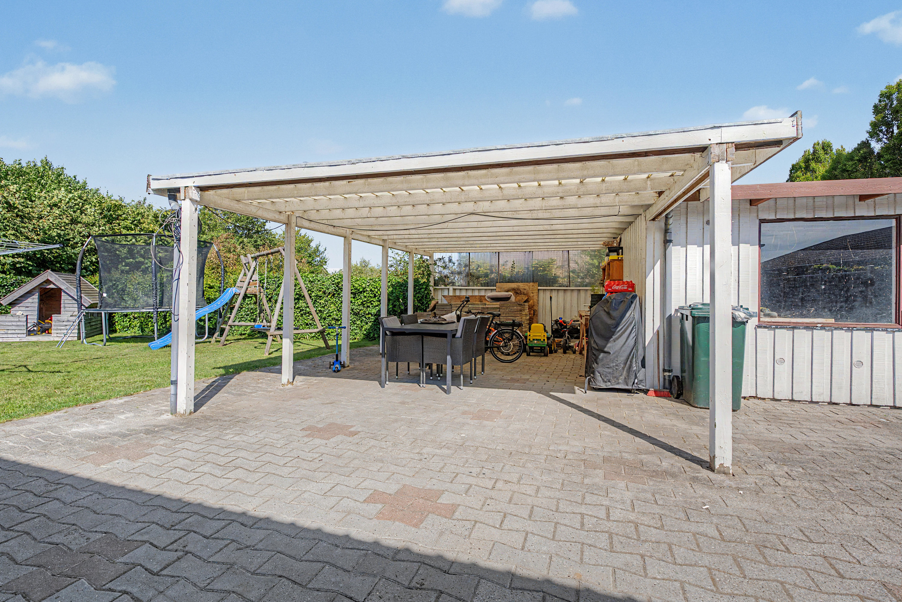 Fremhævet terrasse billede i fuldskærmstilstand. Billede af Kraghave Møllevej 23, Kraghave, 4800 Nykøbing F