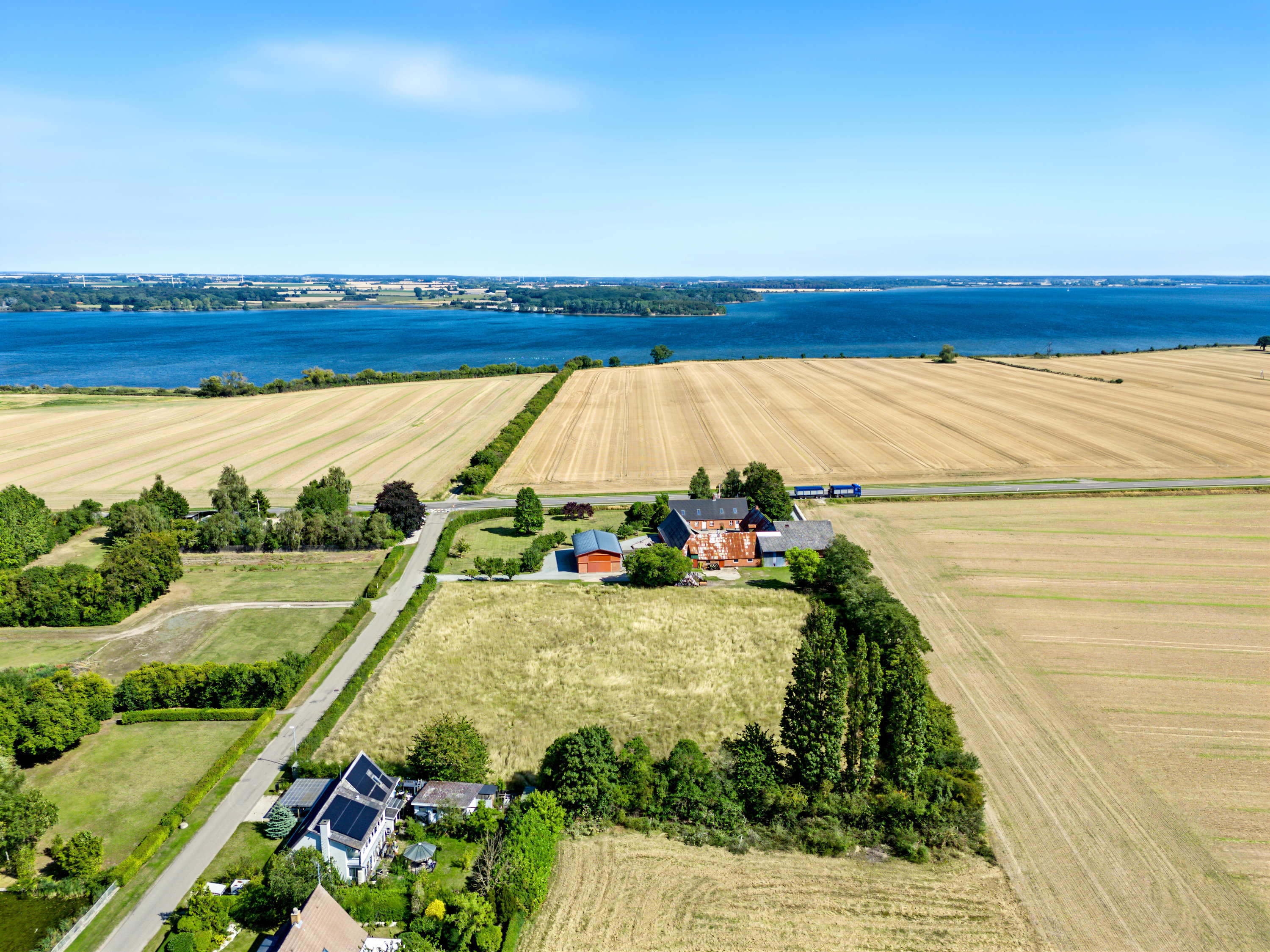 Fremhævet luftfoto billede i fuldskærmstilstand. Billede af Majbøllevej 20, 4862 Guldborg