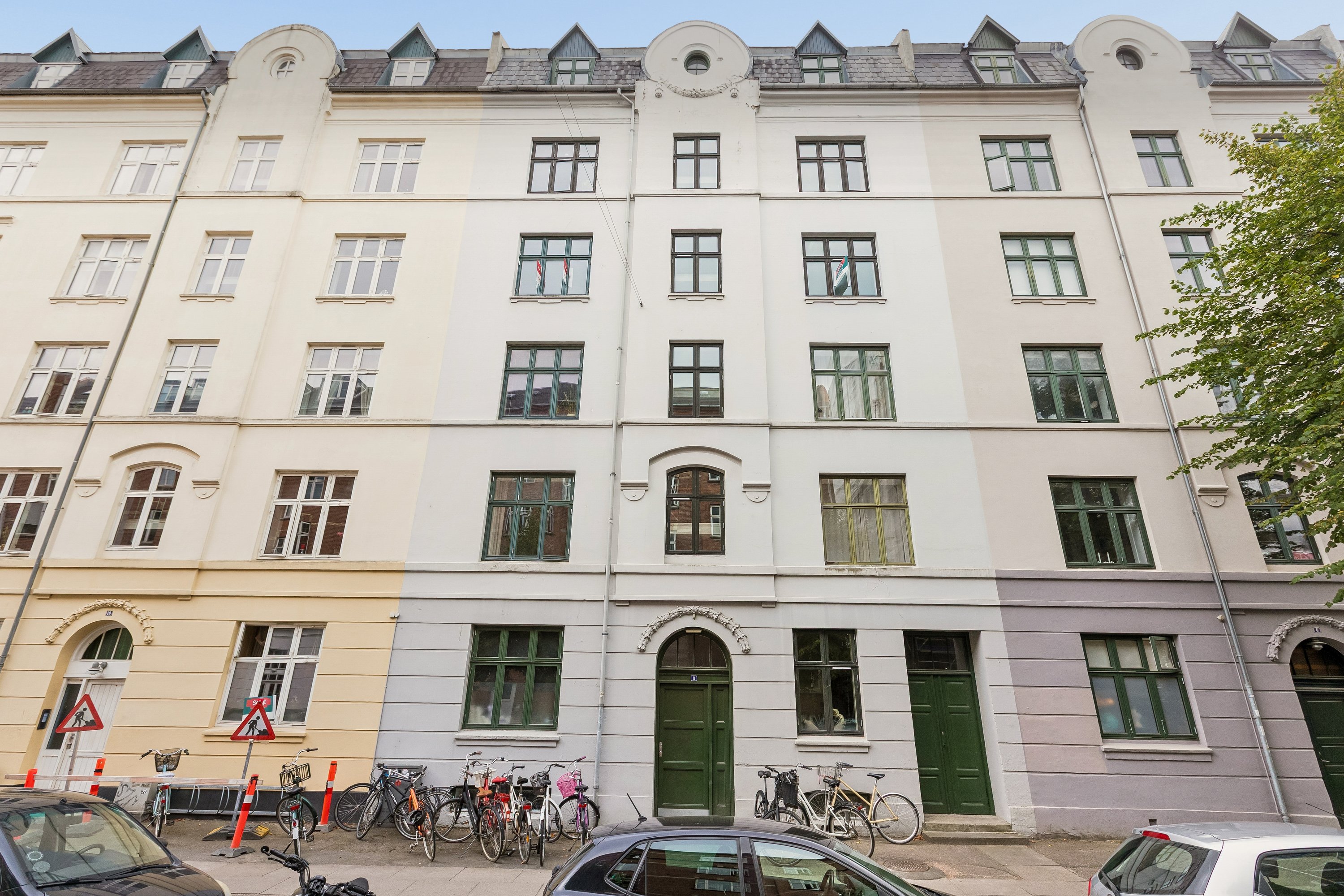 Fremhævet andet billede i fuldskærmstilstand. Billede af Tycho Brahes Allé 8, st. th., 2300 København S