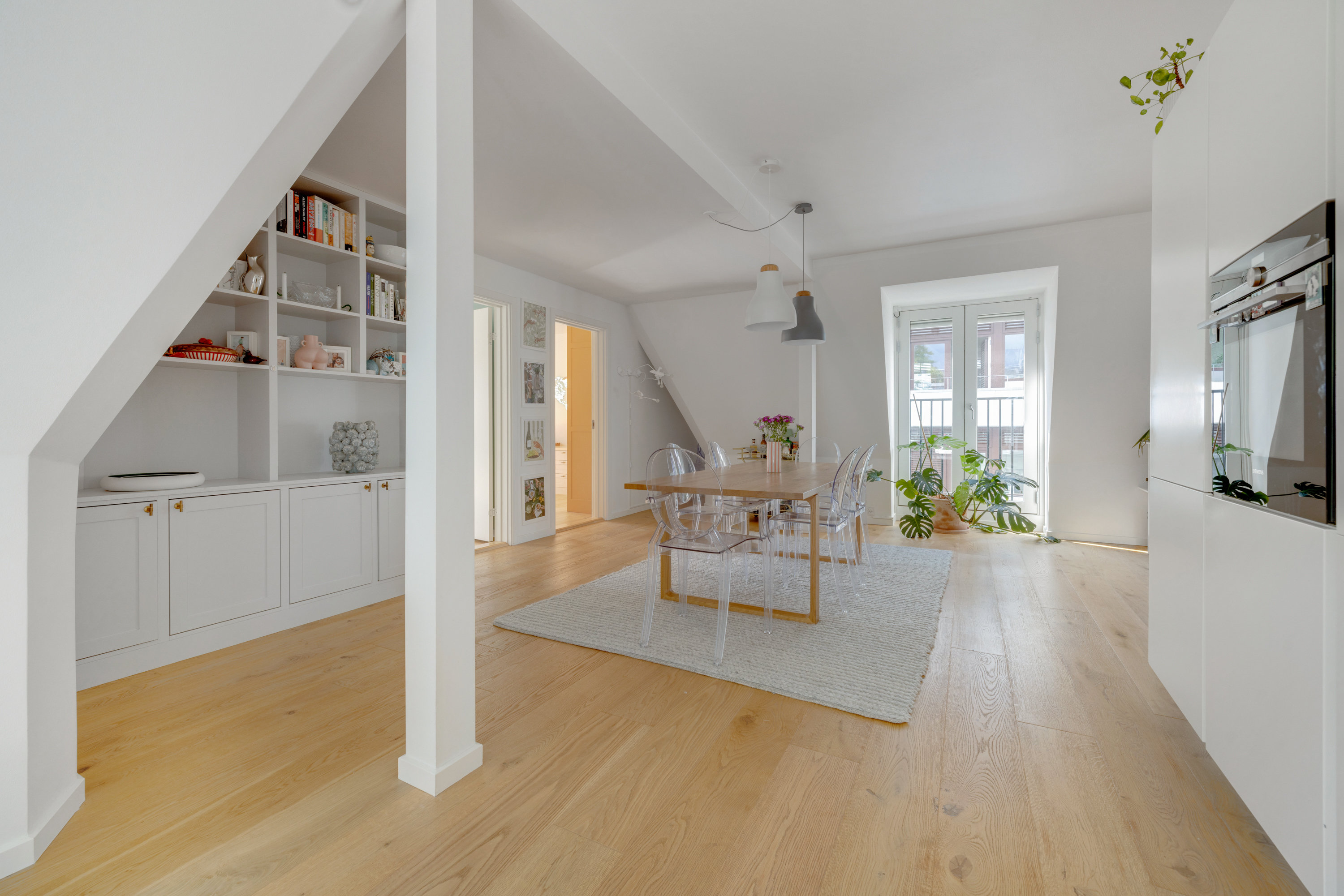 Fremhævet stue billede i fuldskærmstilstand. Billede af Grundtvigsvej 25B, 2., 1864 Frederiksberg C