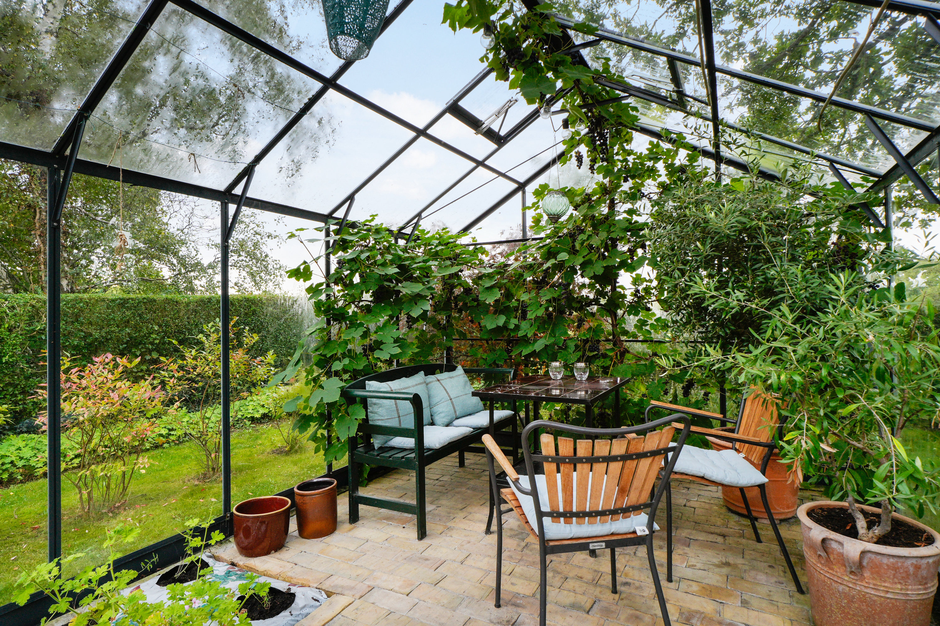 Fremhævet terrasse billede i fuldskærmstilstand. Billede af Digterparken 26, 2750 Ballerup