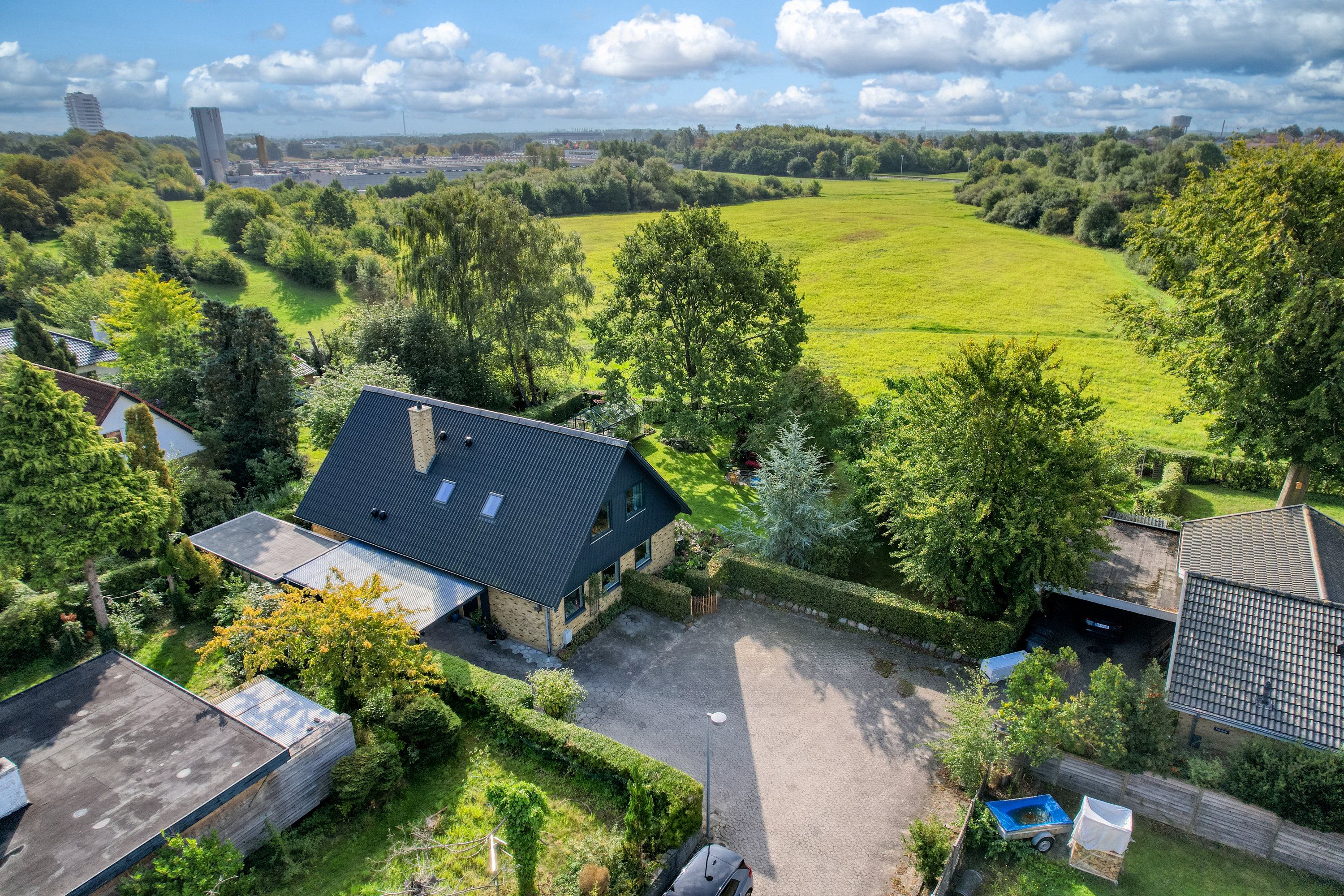 Villa: Luftfoto på Digterparken 26, 2750 Ballerup