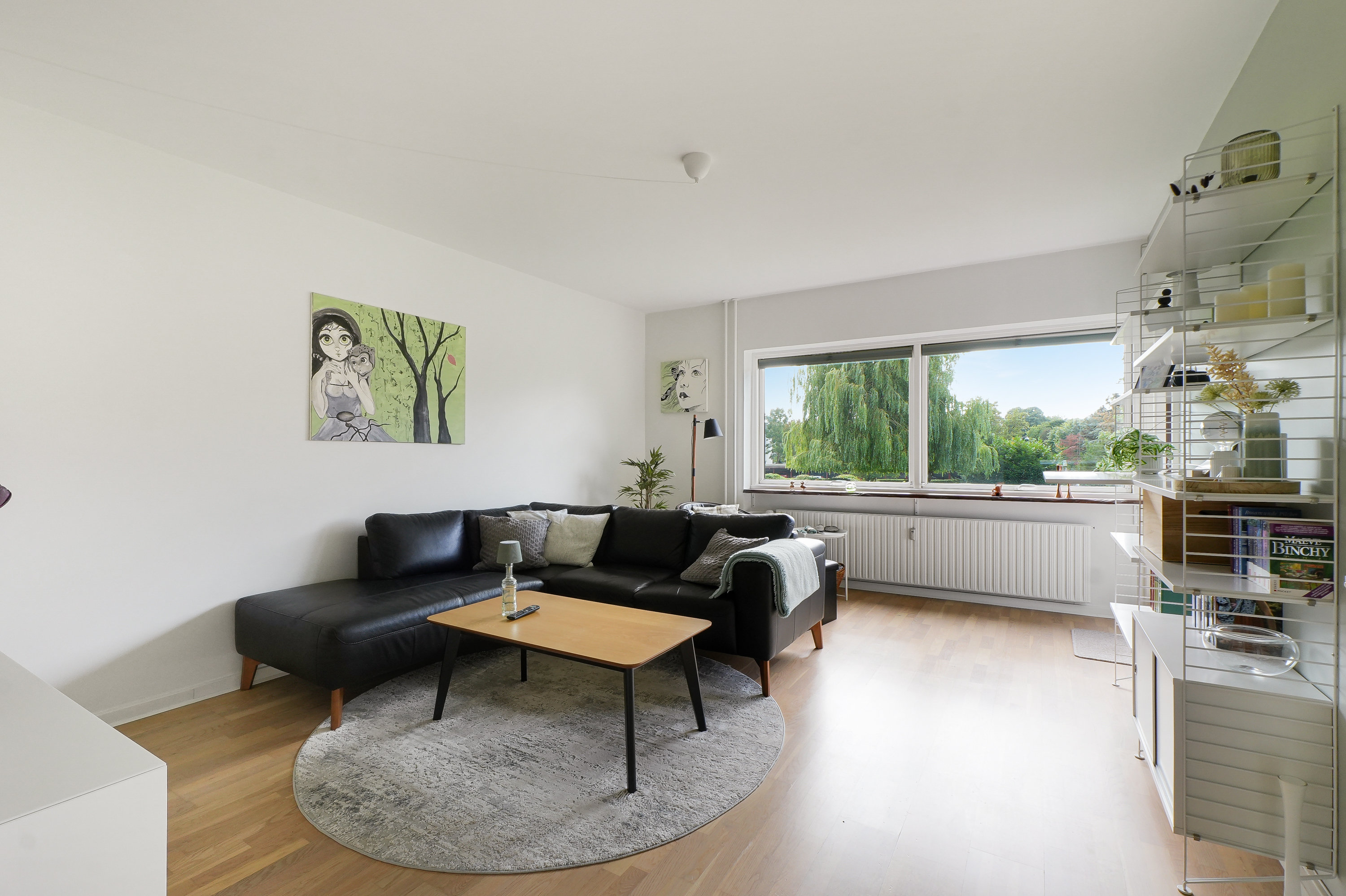 Fremhævet stue billede i fuldskærmstilstand. Billede af Klokkerhaven 2F, st. th., 2750 Ballerup