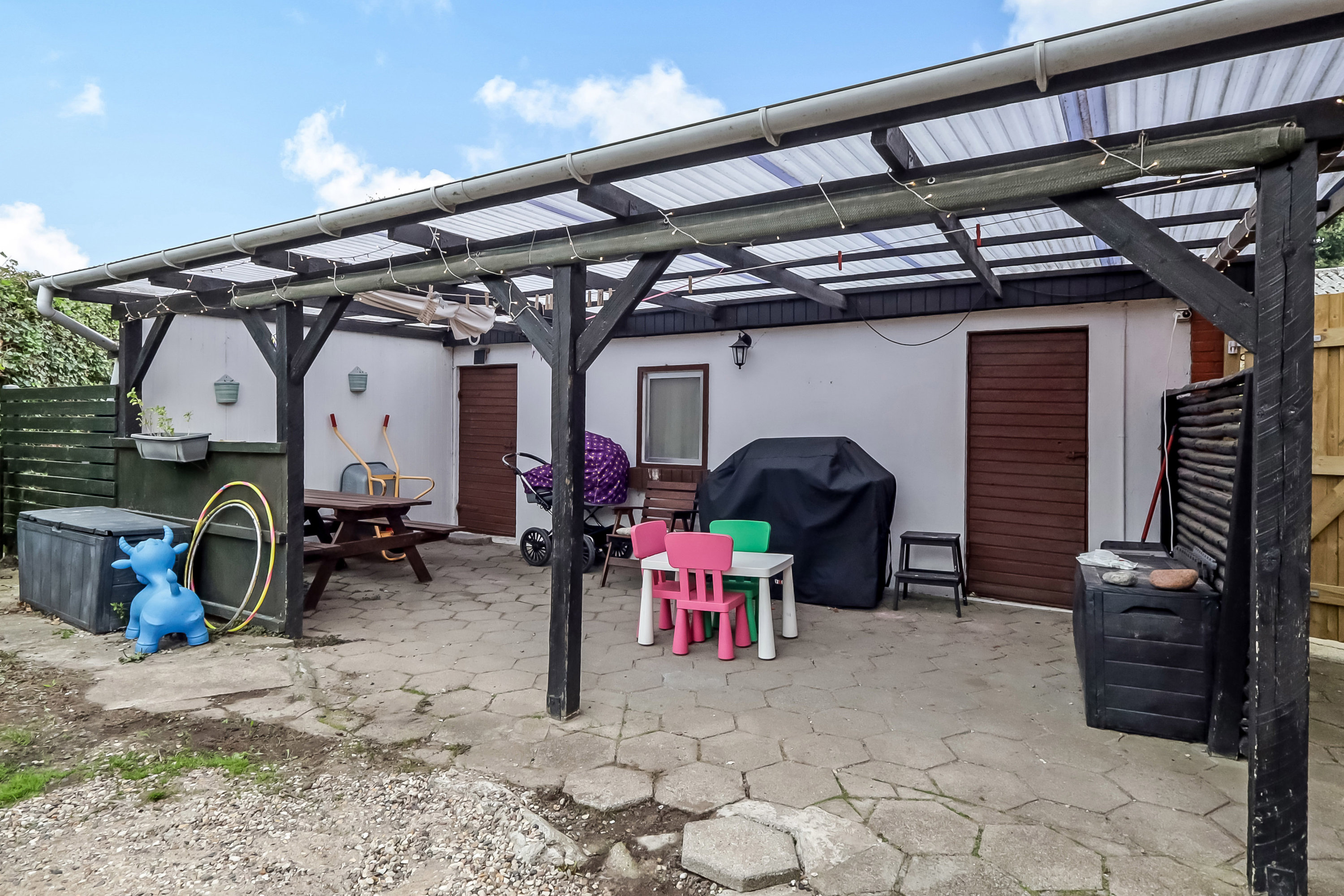 Fremhævet terrasse billede i fuldskærmstilstand. Billede af Elmelund 6, 5792 Årslev