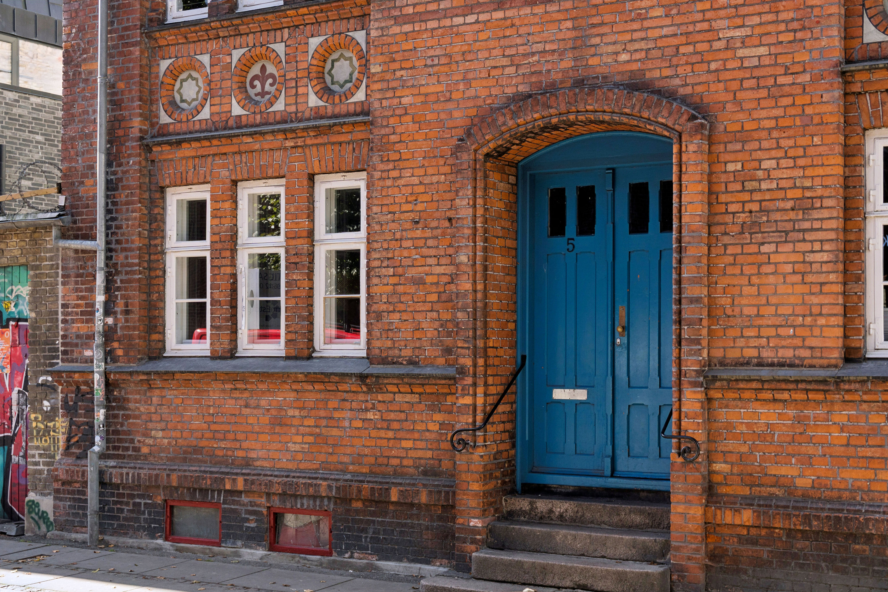 Fremhævet facade billede i fuldskærmstilstand. Billede af Paradisgade 5, st. tv., 8000 Aarhus C