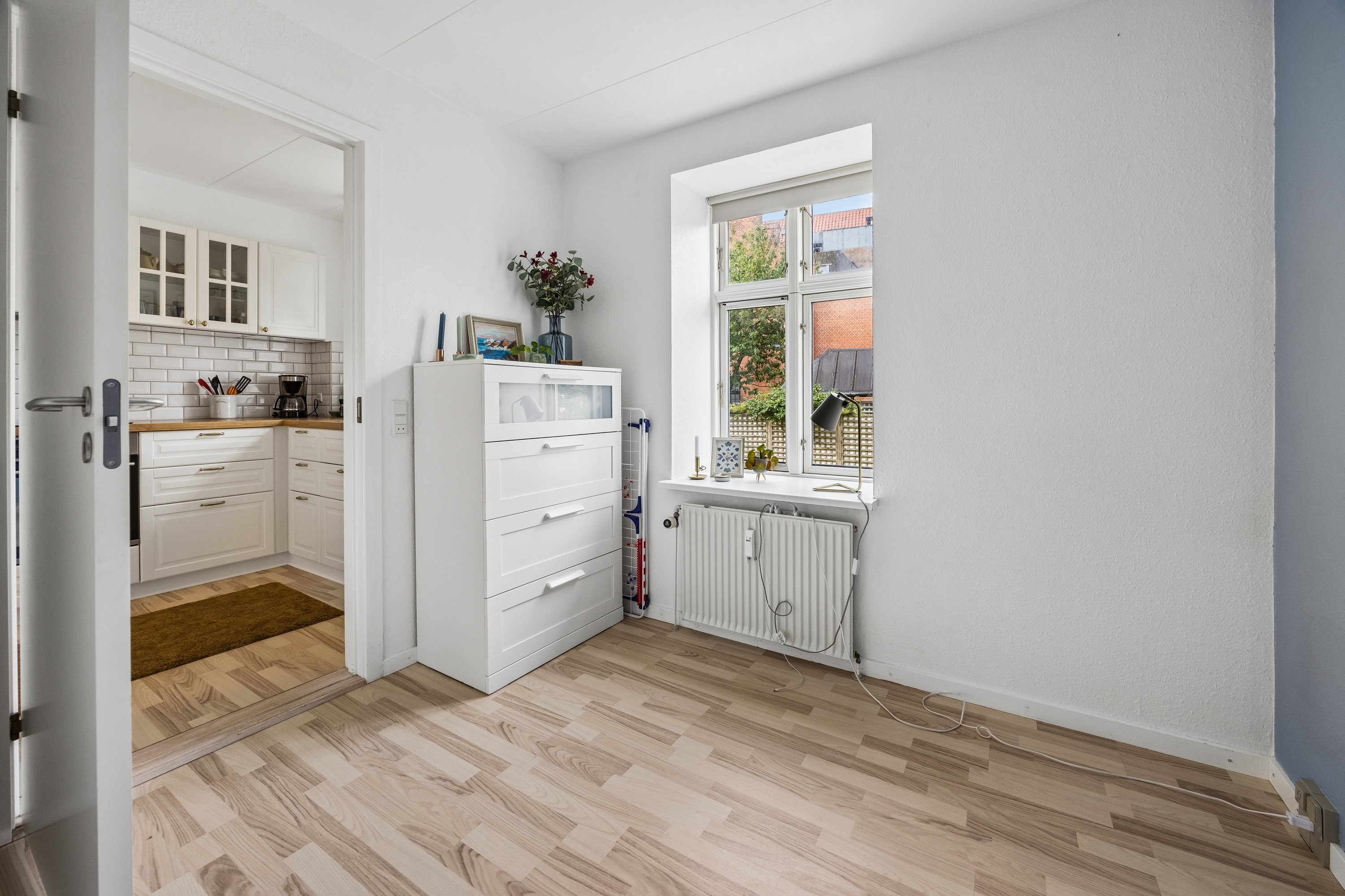 Fremhævet værelse billede i fuldskærmstilstand. Billede af Peder Barkes Gade 46, st. th., 9000 Aalborg