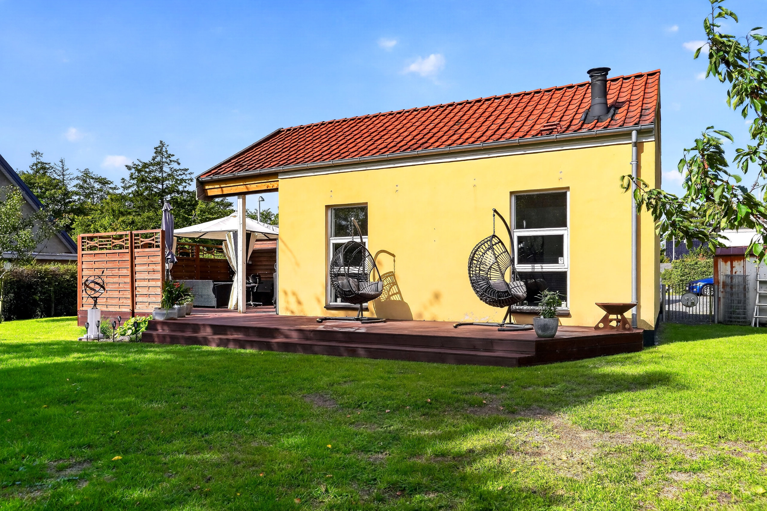 Fremhævet terrasse billede i fuldskærmstilstand. Billede af Smidstrup Strandvej 27, Smidstrup, 3250 Gilleleje