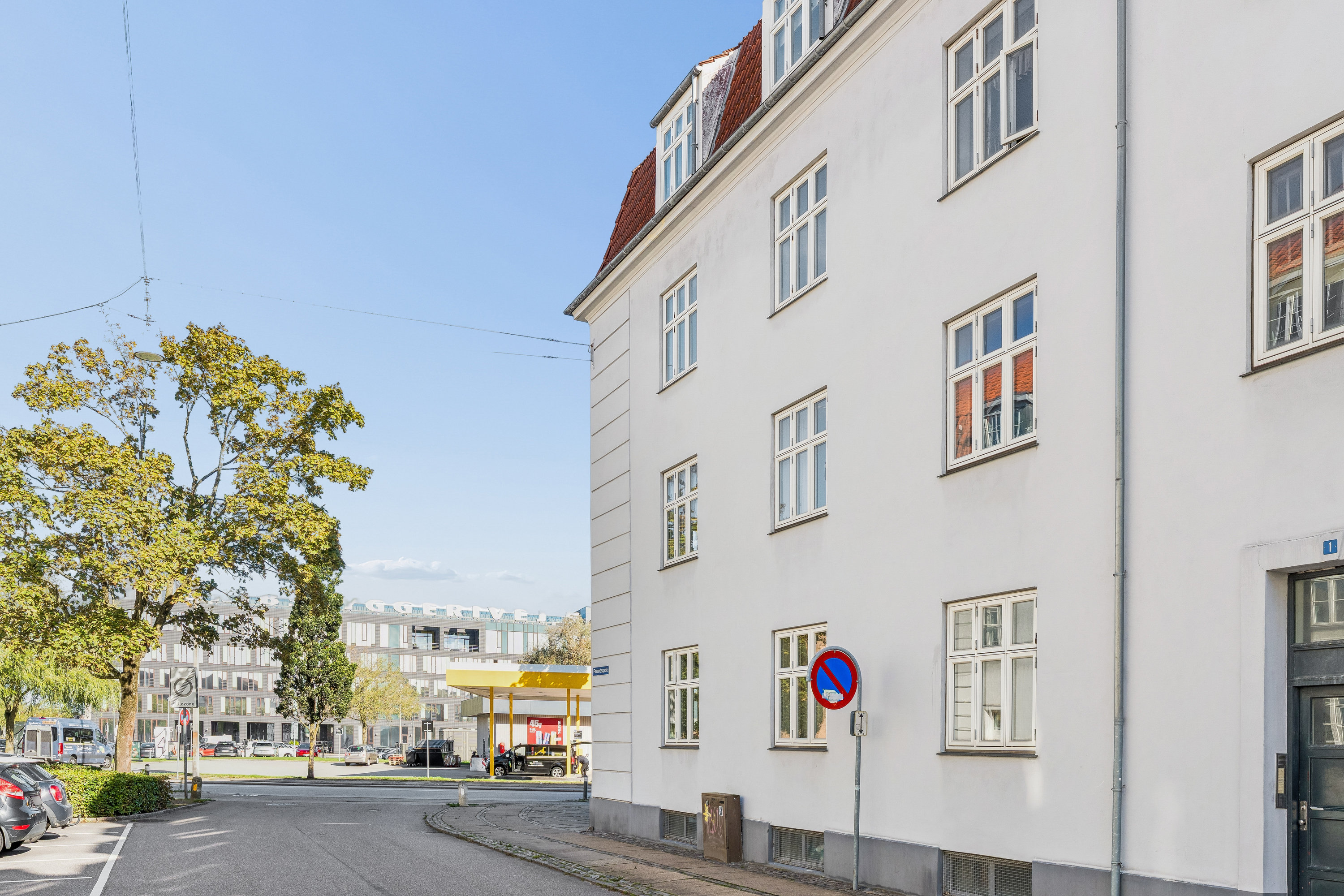 Fremhævet andet billede i fuldskærmstilstand. Billede af Østerbro 98, 1. th., 9000 Aalborg