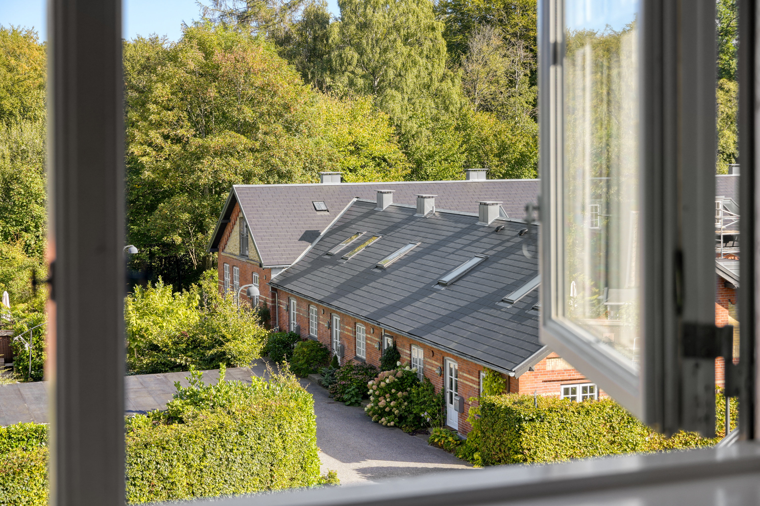 Fremhævet udsigt billede i fuldskærmstilstand. Billede af Biskop Svanes Vej 65B, 2., 3460 Birkerød