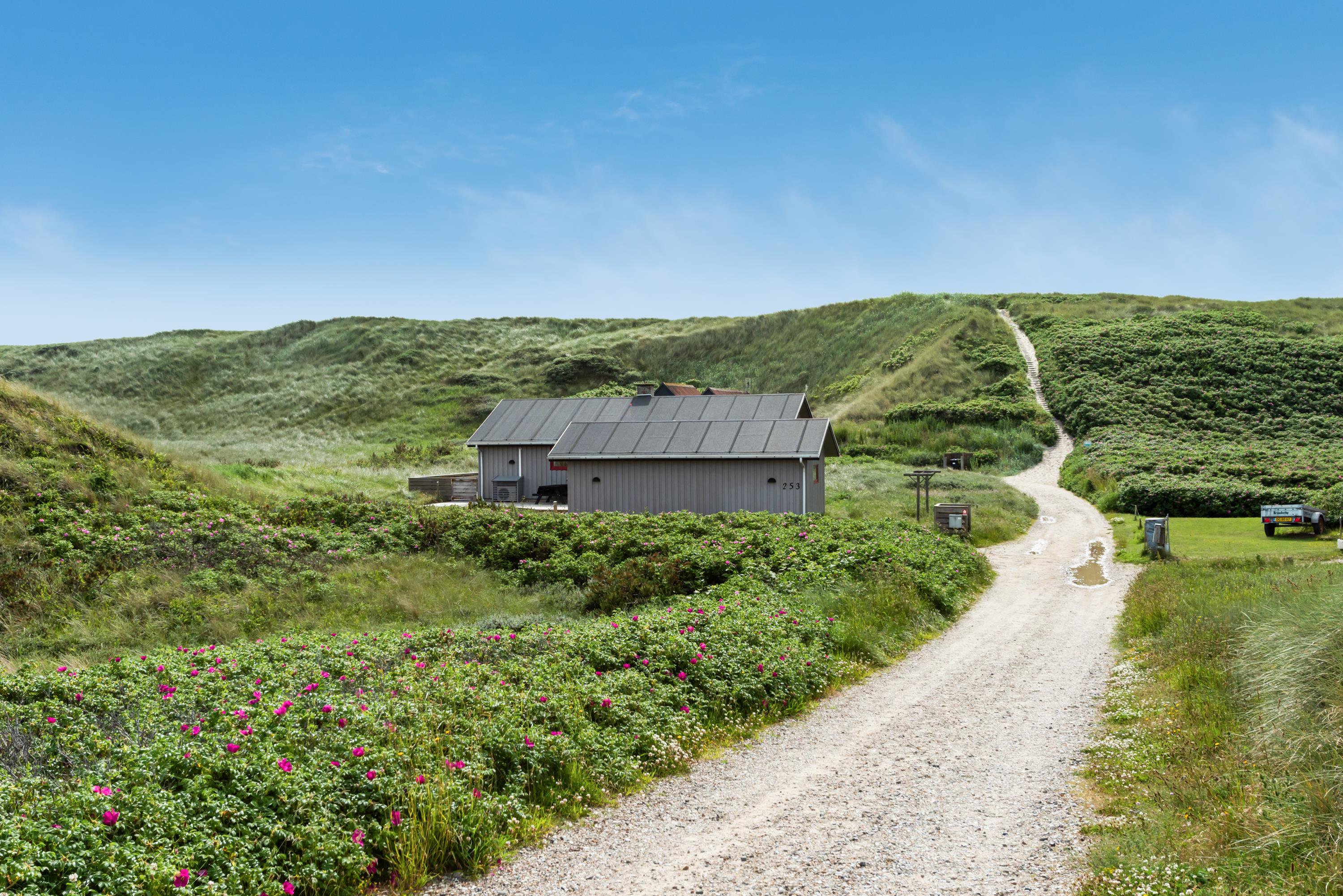 Fritidshus på Tingodden 253, Aargab, 6960 Hvide Sande