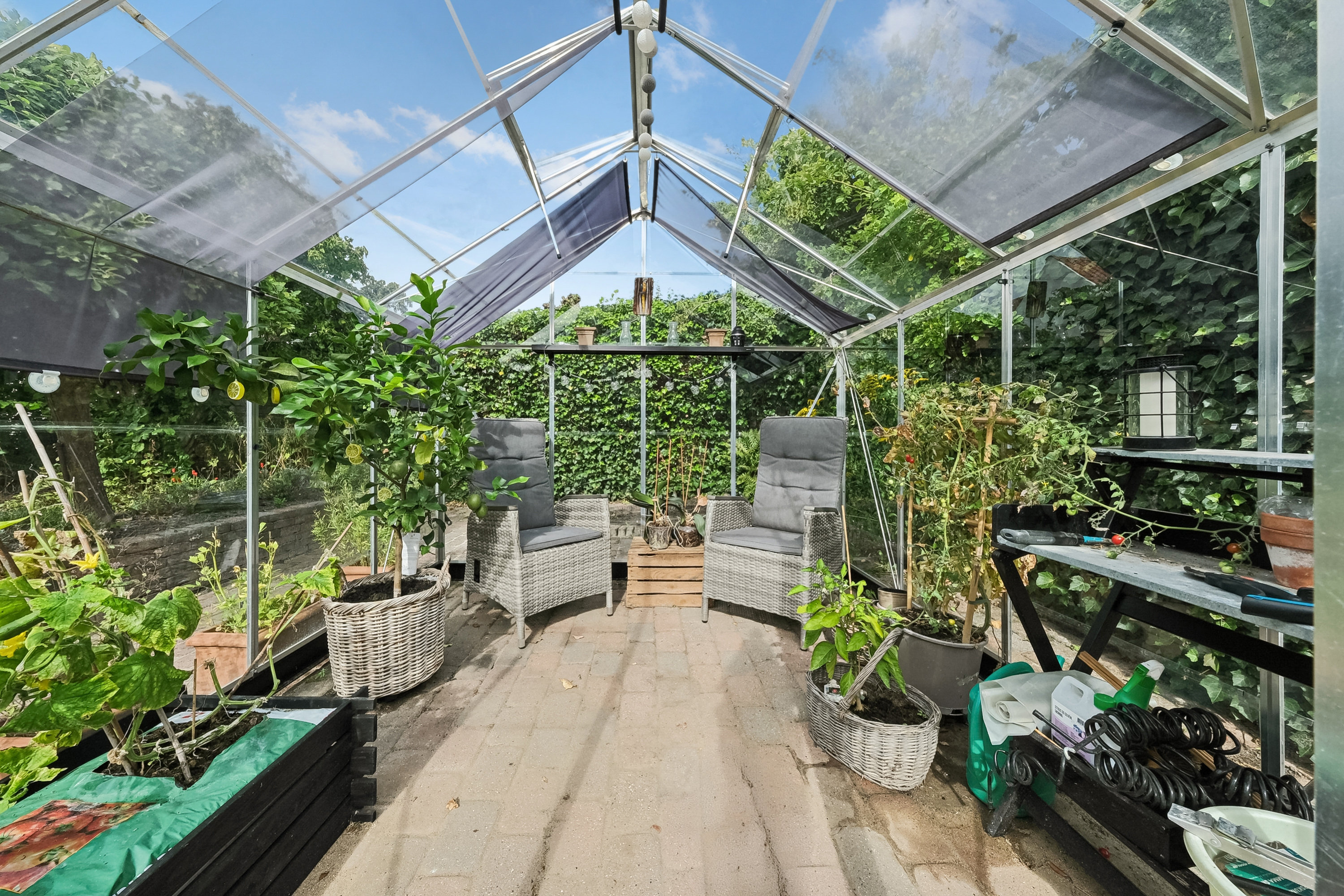 Fremhævet overdækket terrasse billede i fuldskærmstilstand. Billede af Roers Allé 1, Tarup, 5210 Odense NV