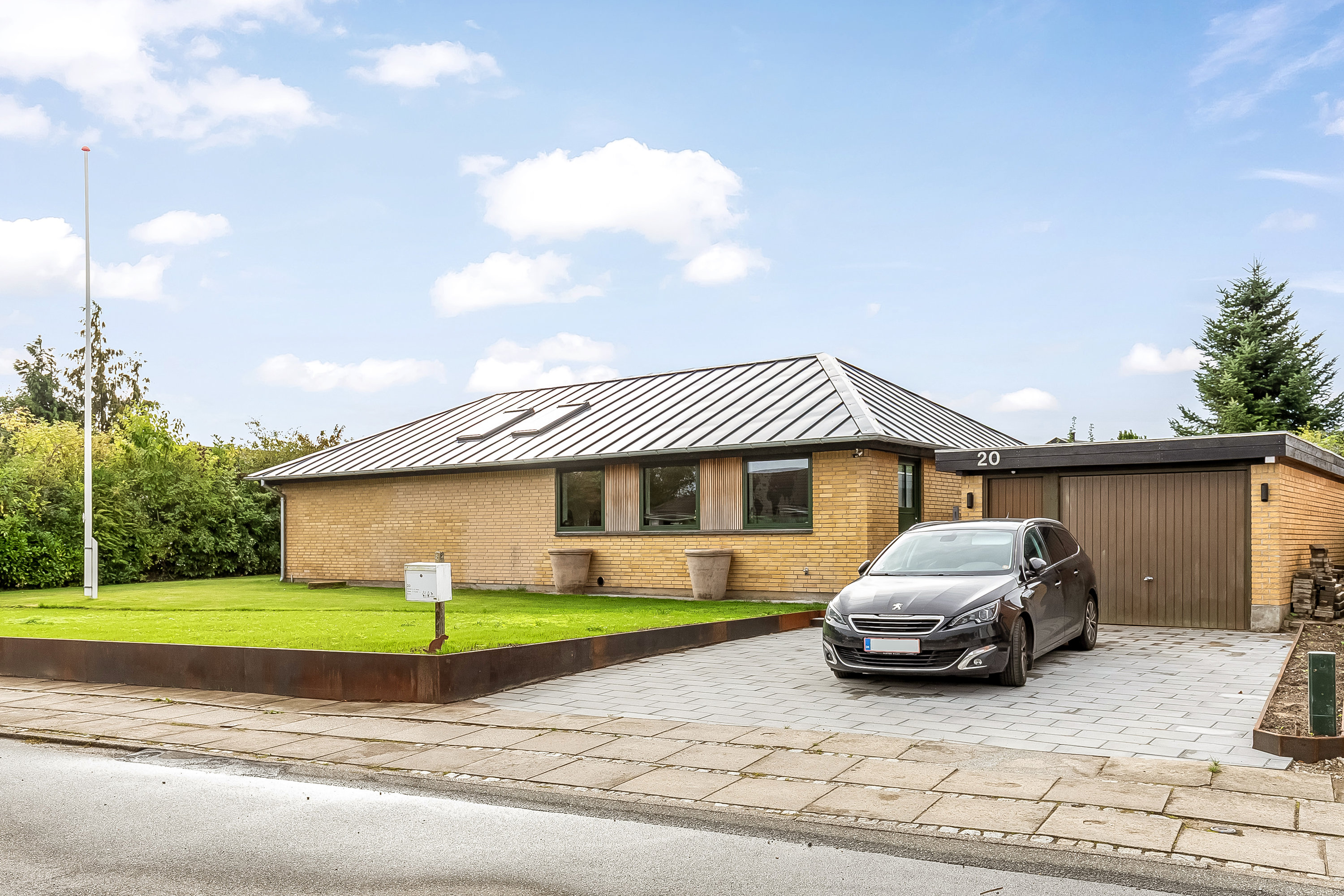 Villa: Ejendommen på Erritsø Bygade 20, Erritsø, 7000 Fredericia