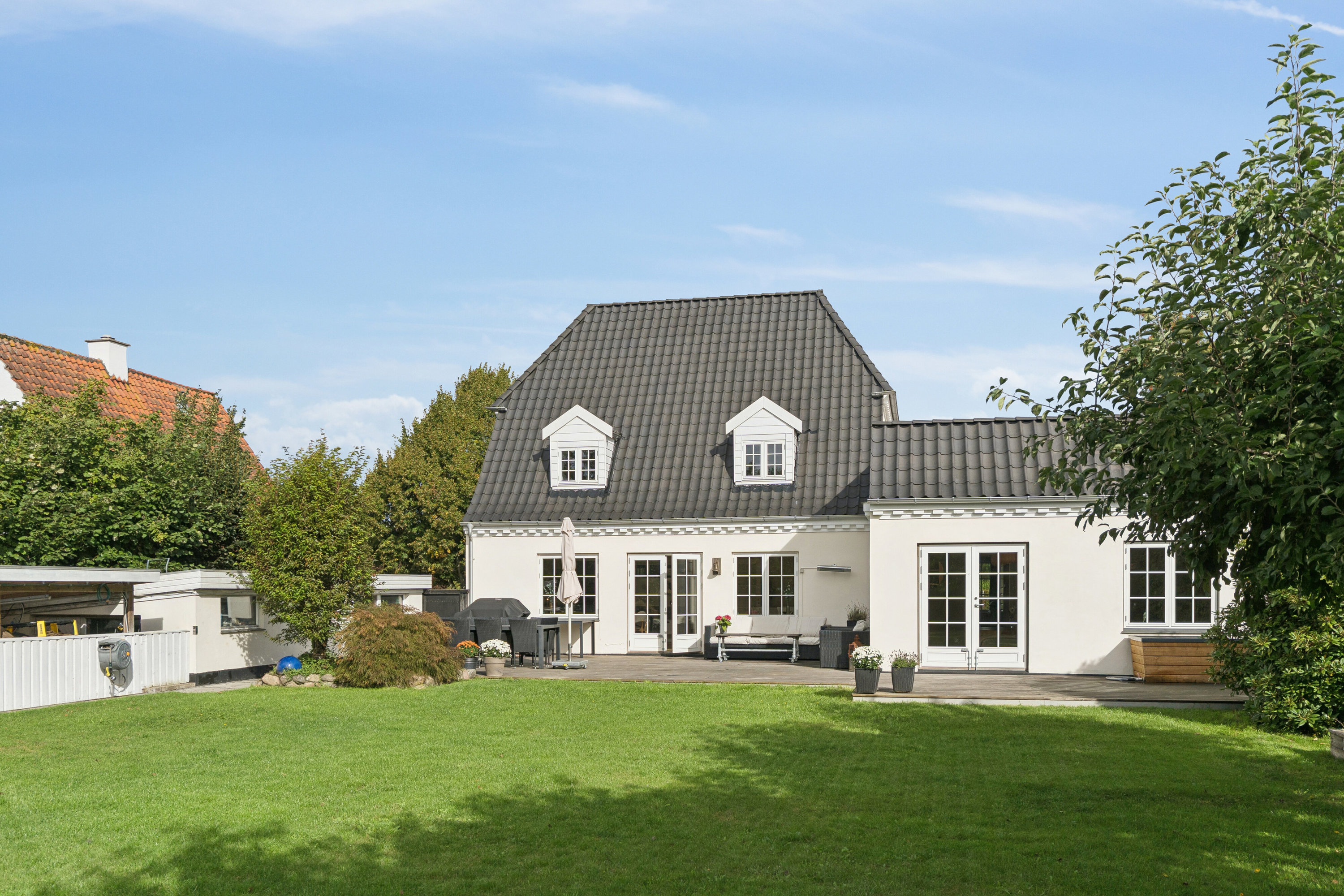 Villa: Set fra haven på Ørbæksvej 24, 2970 Hørsholm
