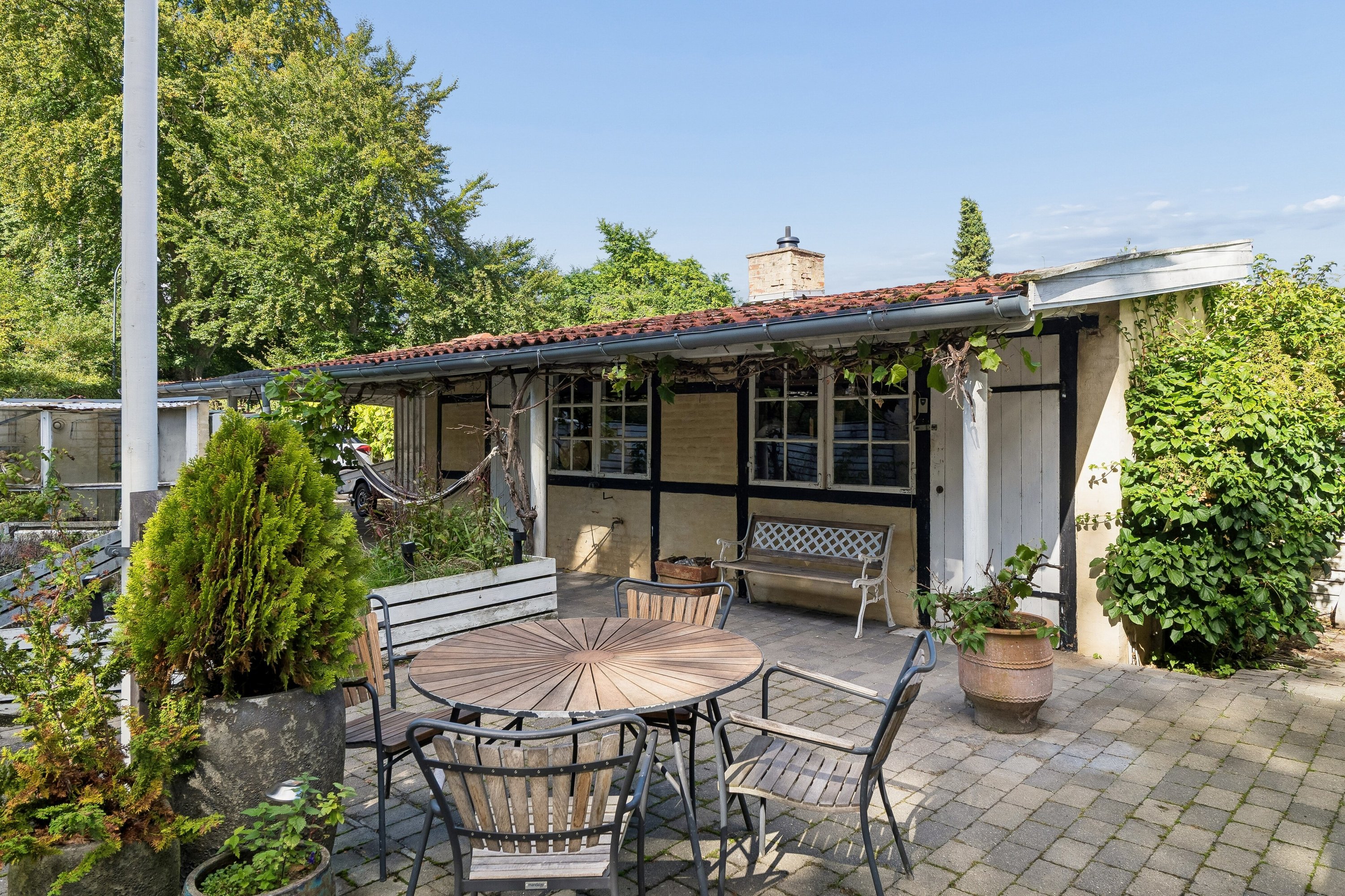 Miniaturebillede 1: terrasse. Billede af Skovskellet 53, Søllerød, 2840 Holte