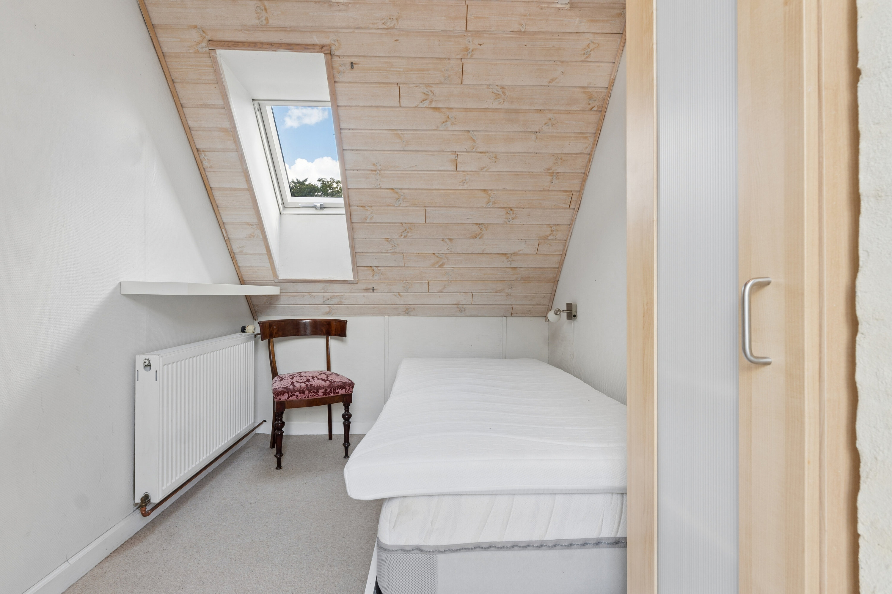 Fremhævet soveværelse billede i fuldskærmstilstand. Billede af Skovskellet 53, Søllerød, 2840 Holte