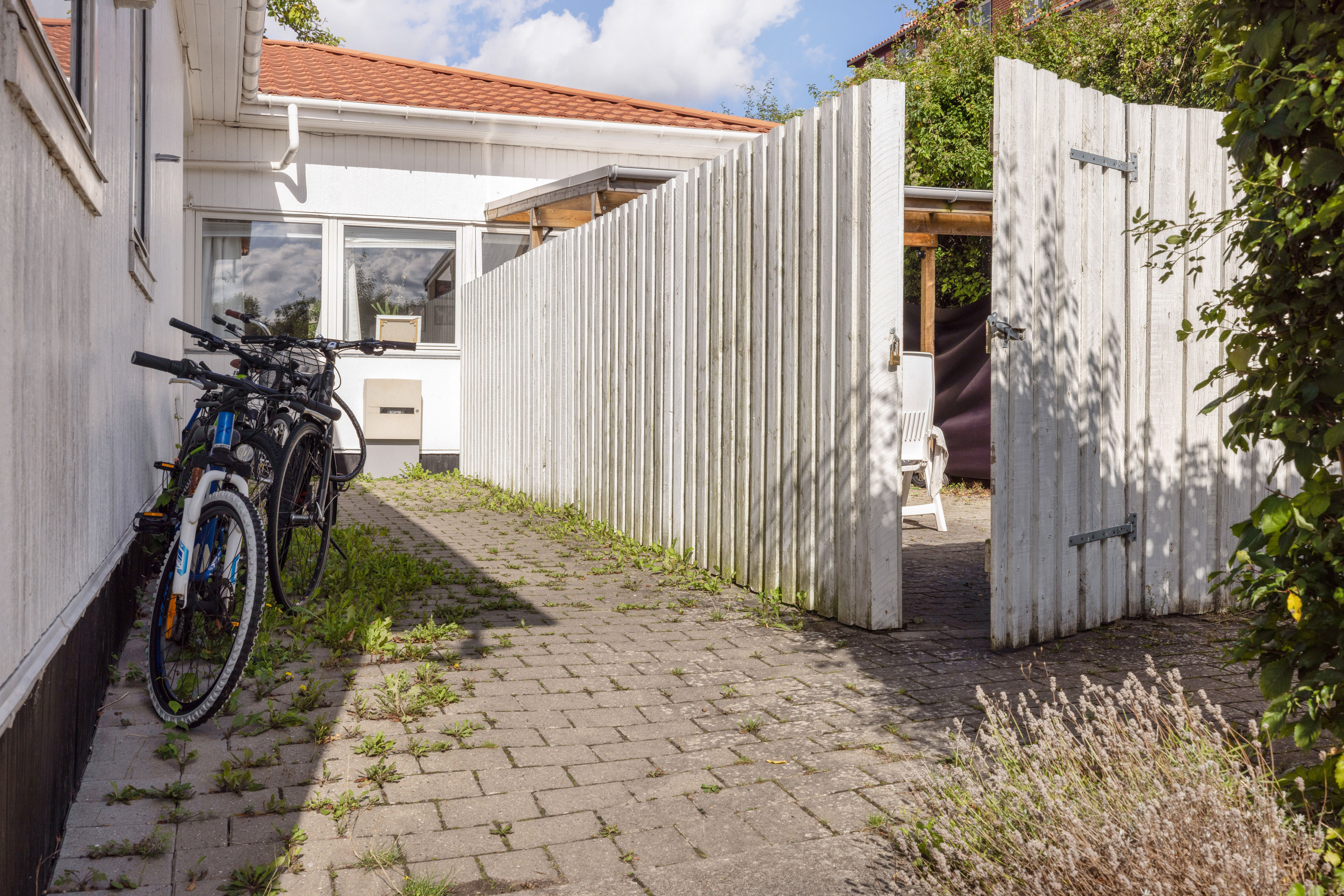 Fremhævet andet billede i fuldskærmstilstand. Billede af Østervej 7B, th., 2750 Ballerup
