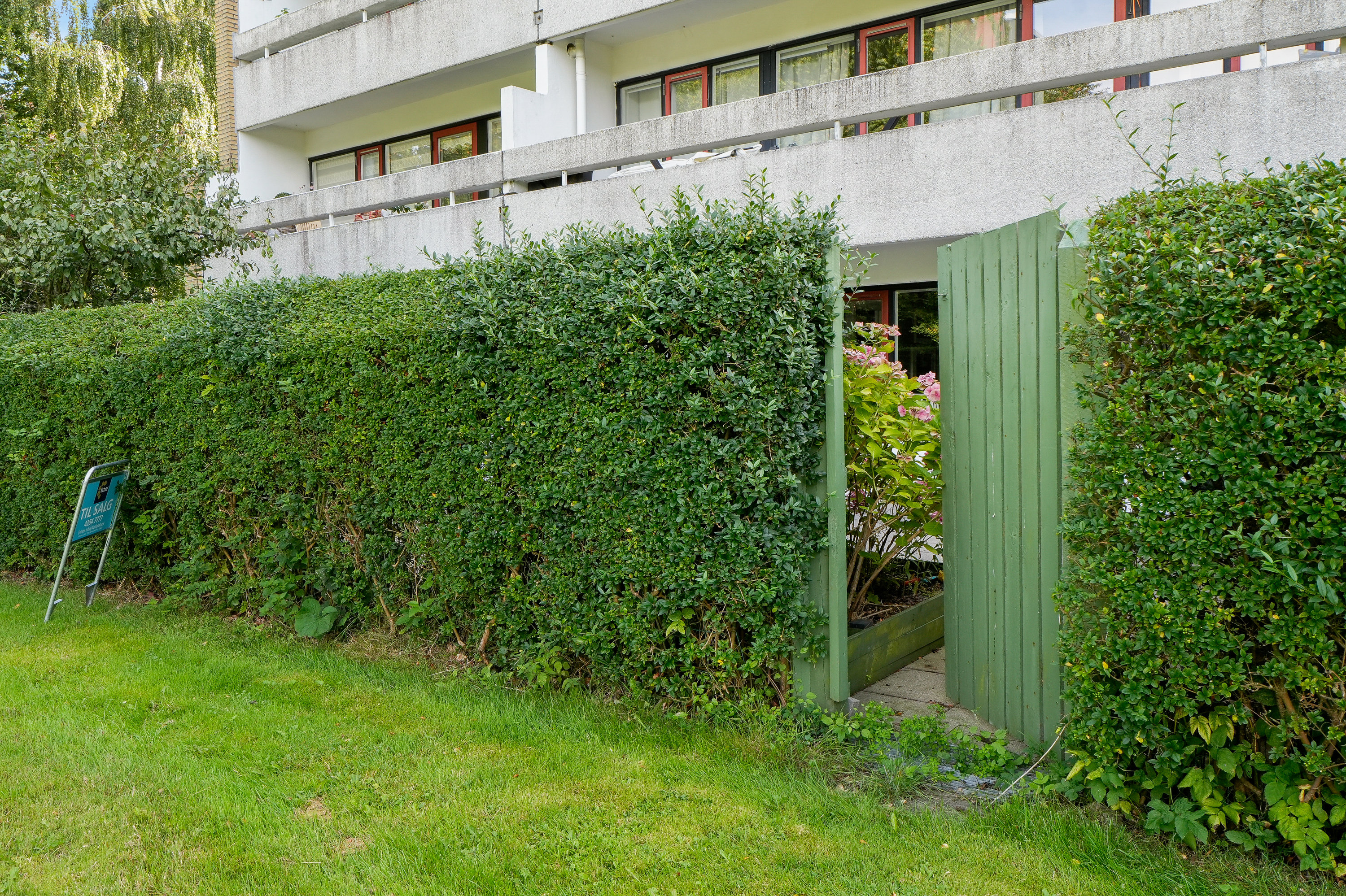 Fremhævet gårdmiljø billede i fuldskærmstilstand. Billede af Vejlebrovej 97, st. 53., 2635 Ishøj