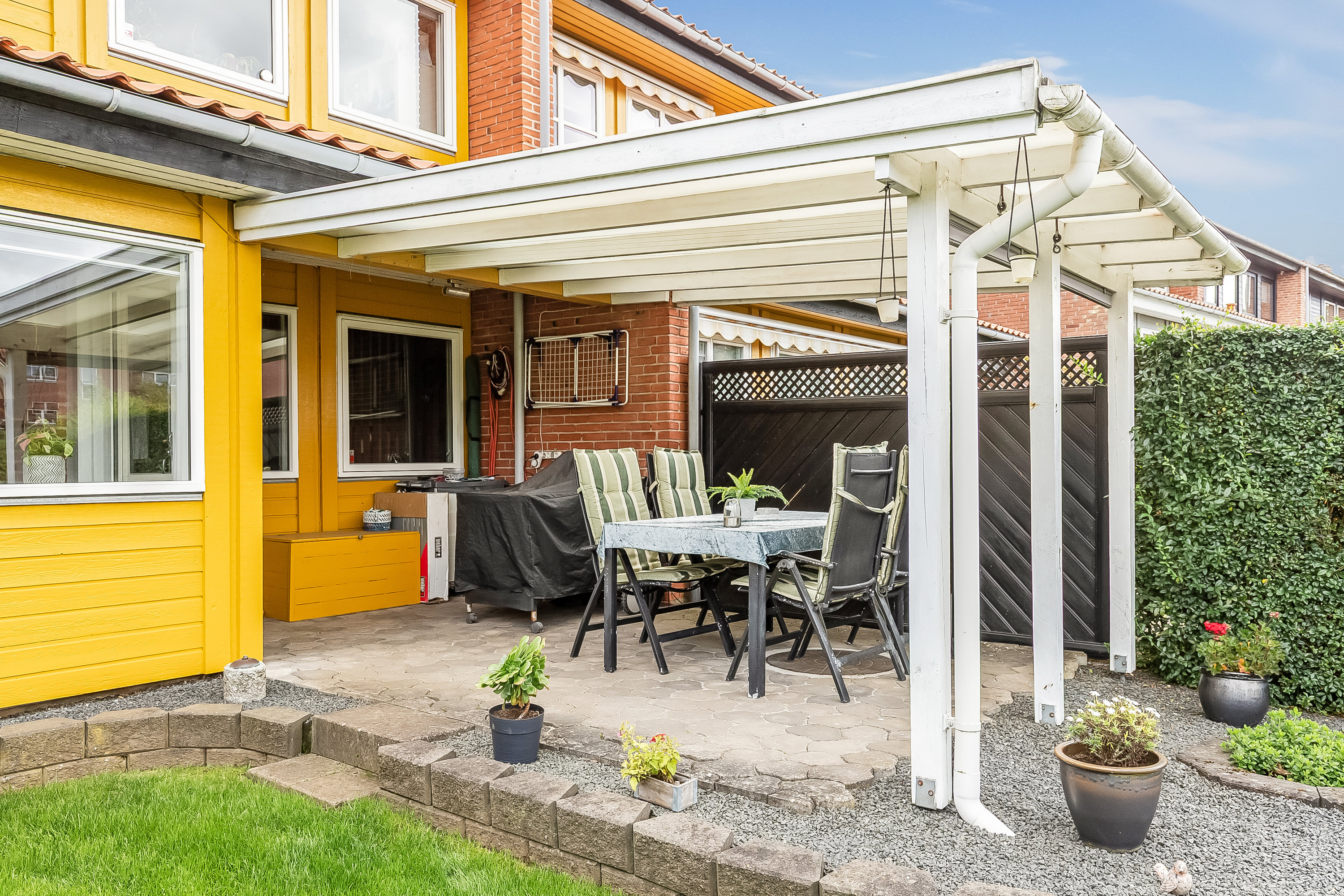 Fremhævet overdækket terrasse billede i fuldskærmstilstand. Billede af Ussinggårdsvej 25, Erritsø, 7000 Fredericia