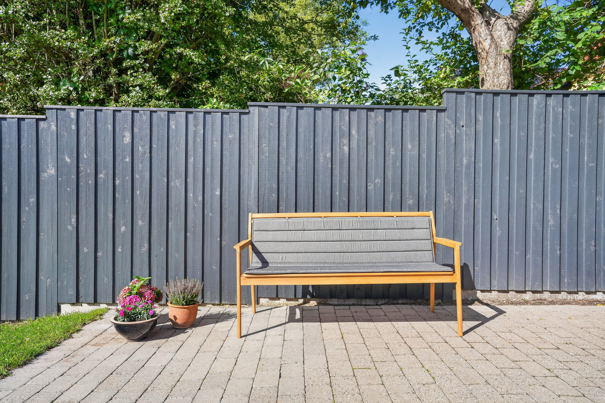 Fremhævet terrasse billede i fuldskærmstilstand. Billede af Tietgensvej 21, 3400 Hillerød