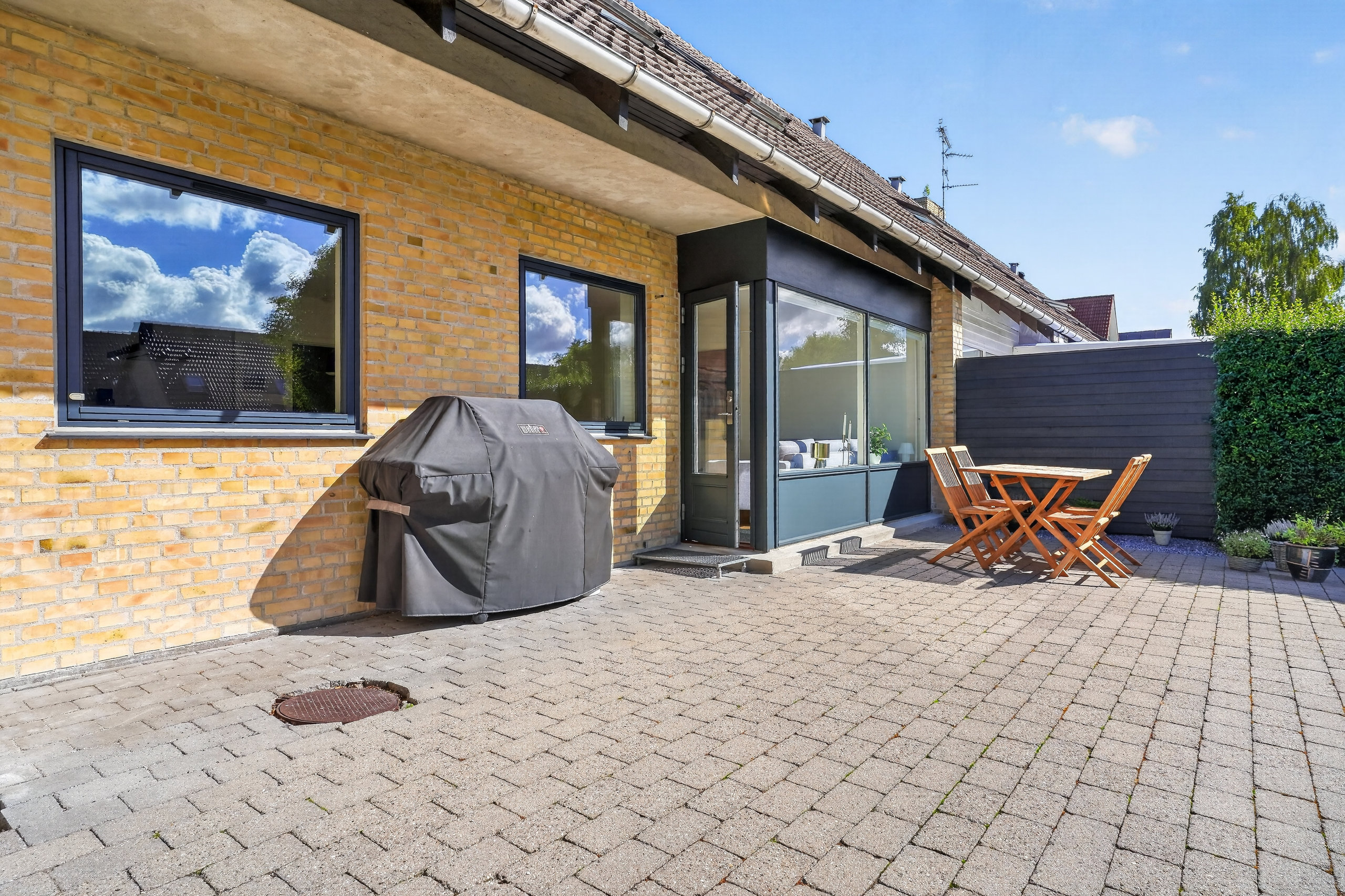 Fremhævet terrasse billede i fuldskærmstilstand. Billede af Tietgensvej 21, 3400 Hillerød