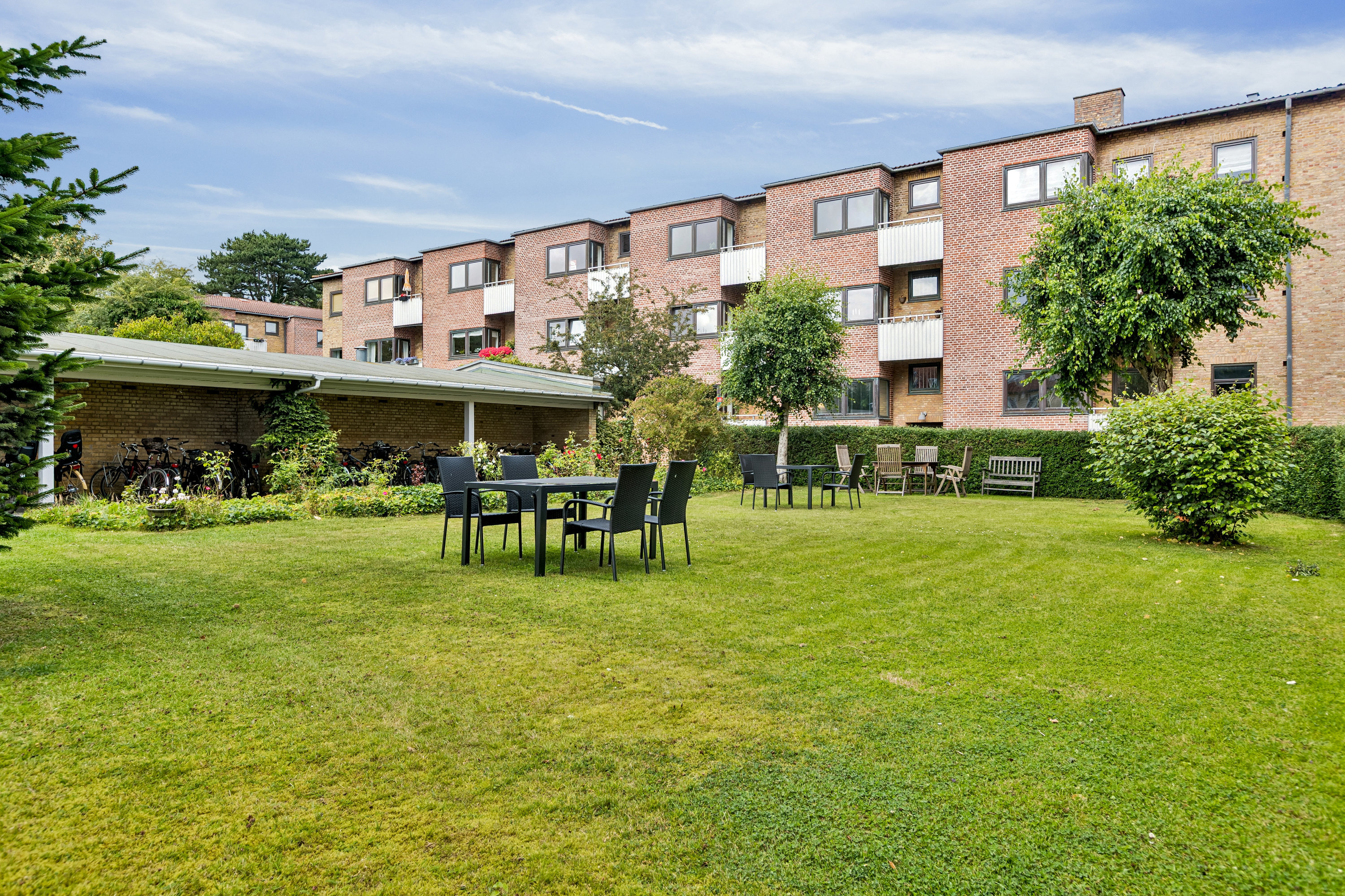 Fremhævet  billede i fuldskærmstilstand. Billede af Clarasvej 2, st. th., 2920 Charlottenlund
