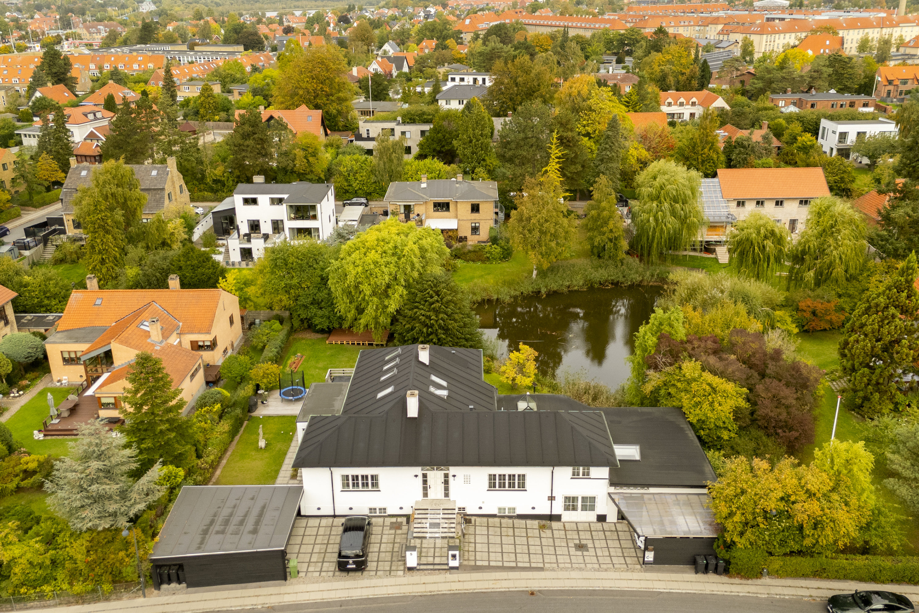 Fremhævet  billede i fuldskærmstilstand. Billede af På Højden 7, 2900 Hellerup