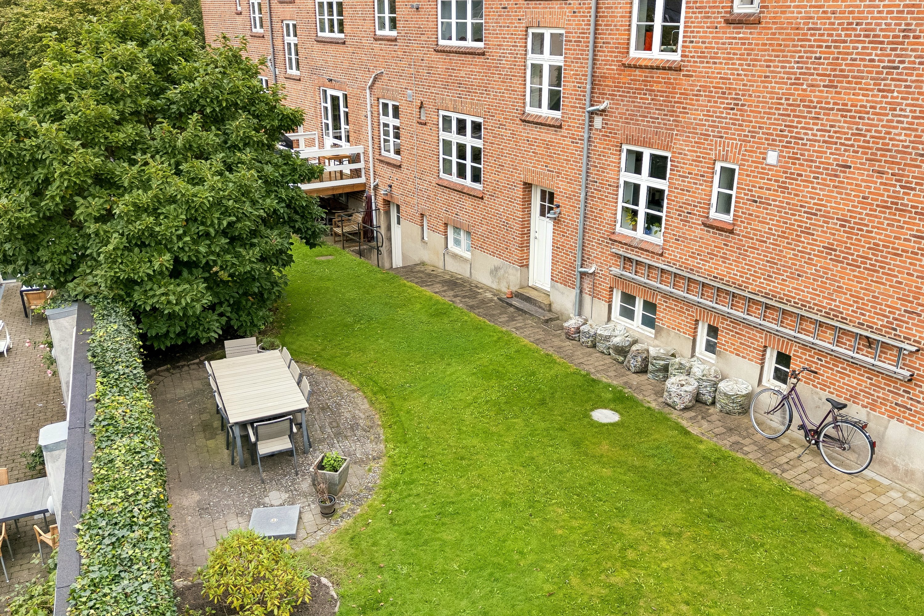 Fremhævet andet billede i fuldskærmstilstand. Billede af Borgervænget 21, 2., 5000 Odense C