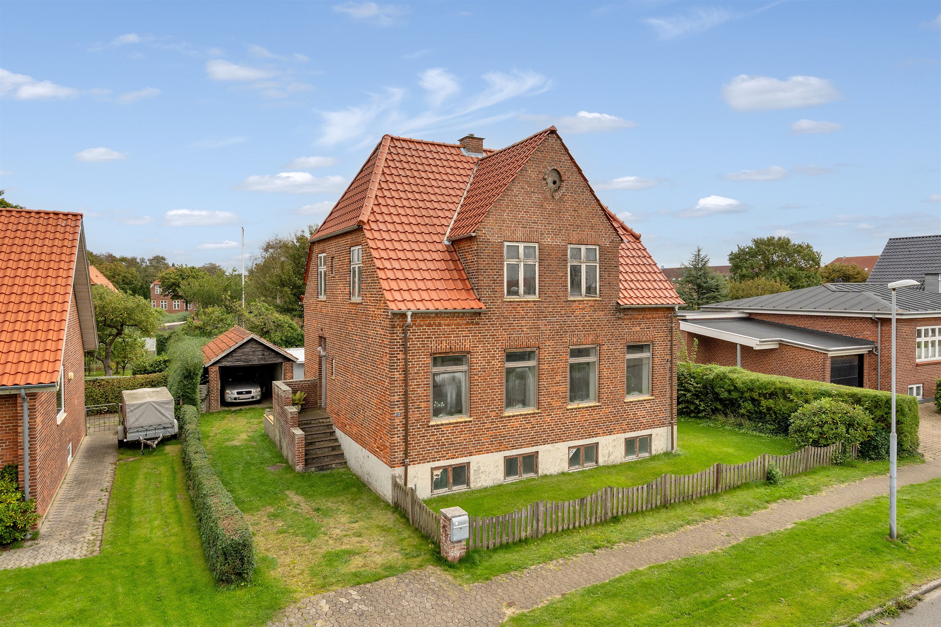 Miniaturebillede 1: ejendommen. Billede af Holger Drachmanns Alle 13, 6700 Esbjerg
