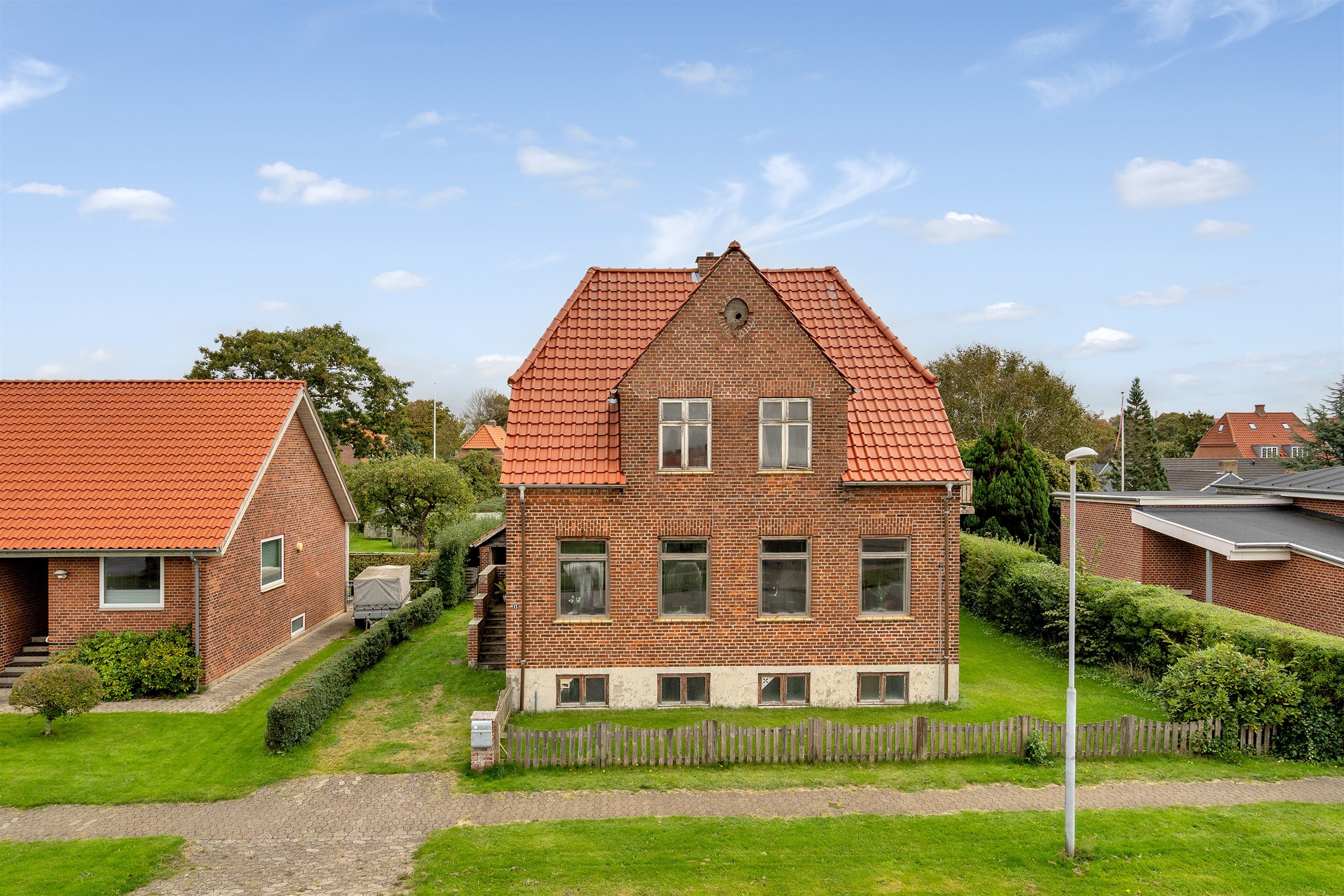 Miniaturebillede 2: ejendommen. Billede af Holger Drachmanns Alle 13, 6700 Esbjerg