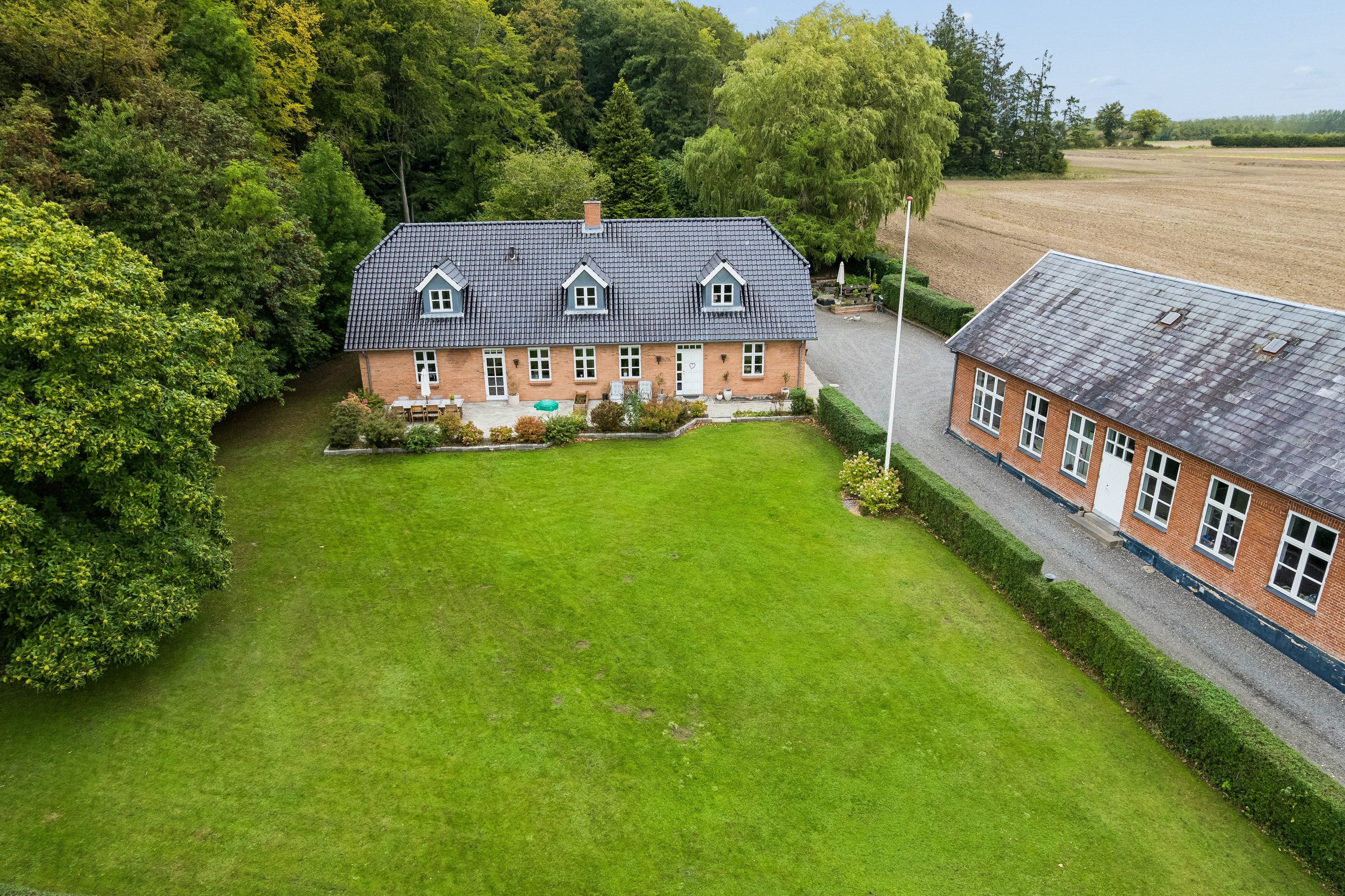 Miniaturebillede 1: luftfoto. Billede af Stabelhjørnevej 5, 8721 Daugård