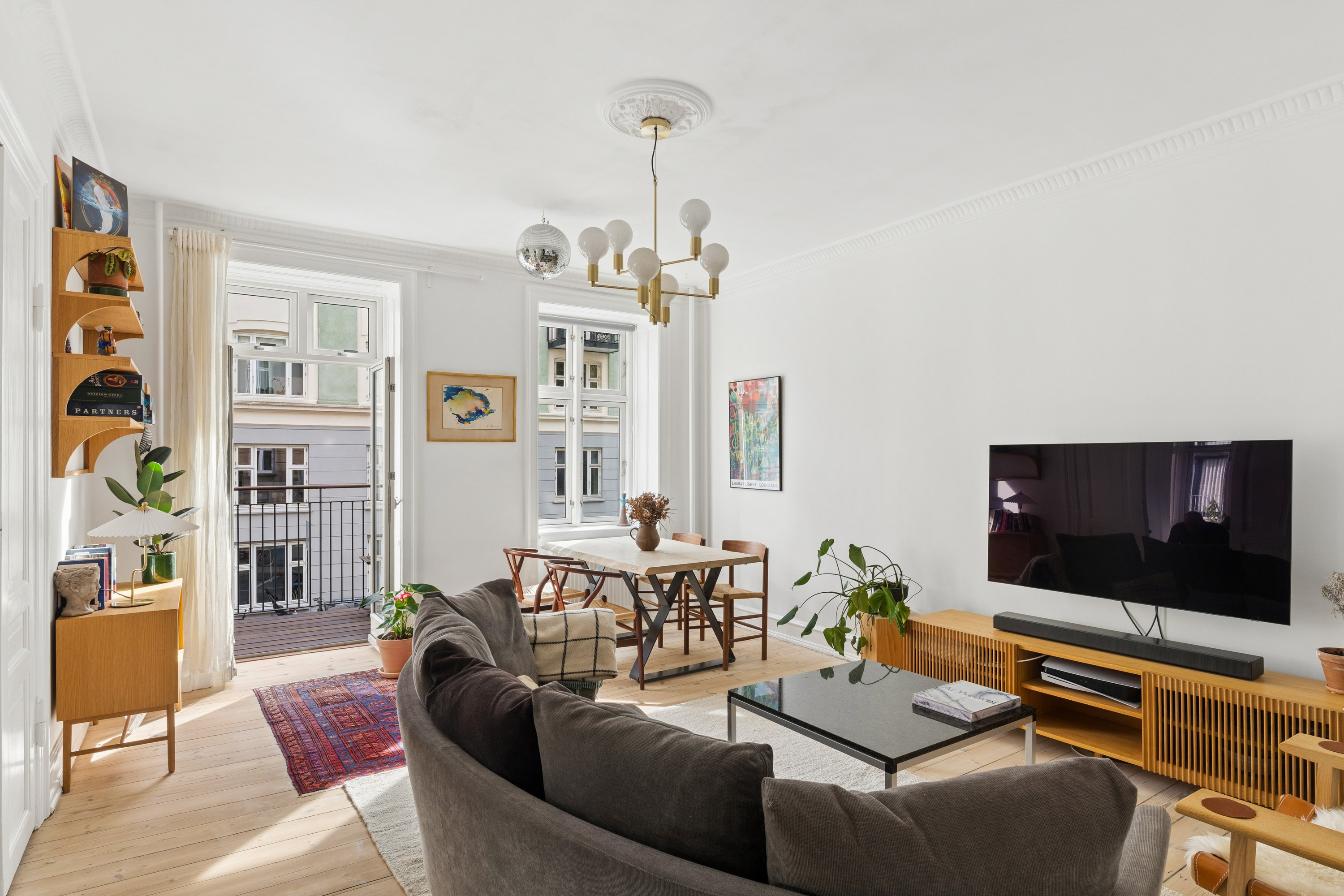 Fremhævet stue billede i fuldskærmstilstand. Billede af Bodenhoffs Plads 10, 1. tv., 1430 København K