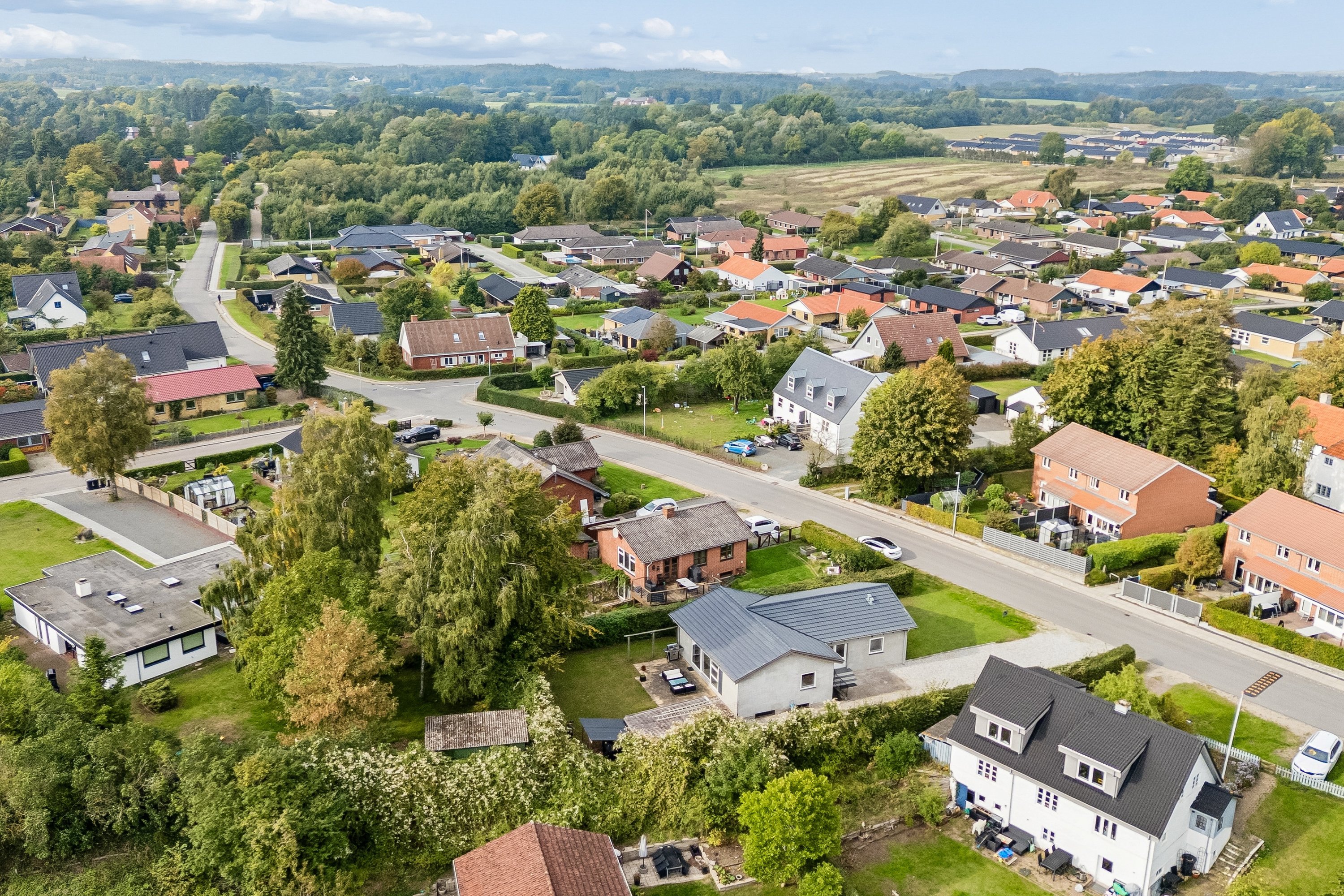 Fremhævet luftfoto billede i fuldskærmstilstand. Billede af Pederstrupvej 12, Slukefter, 5210 Odense NV