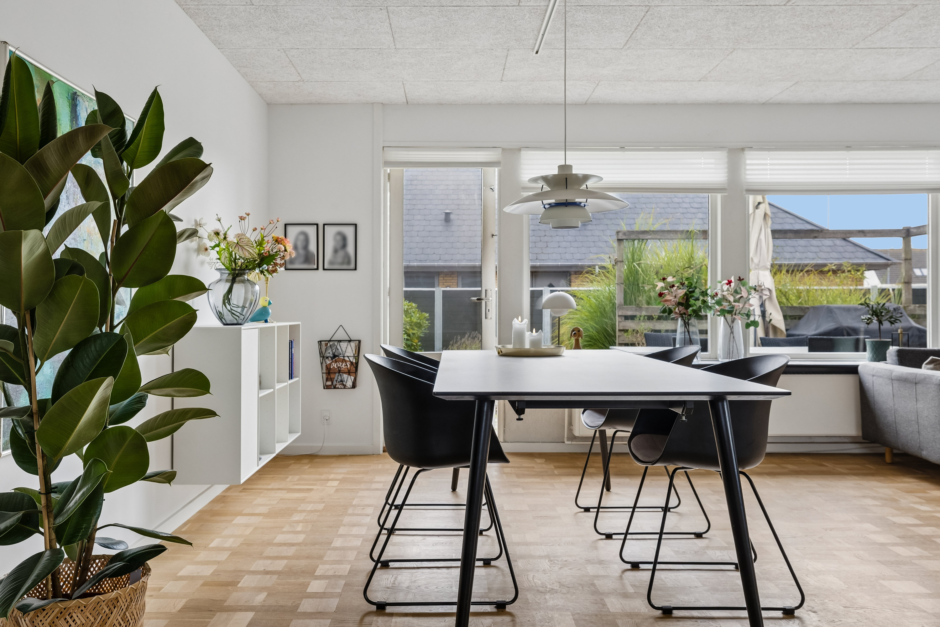 Fremhævet alrum billede i fuldskærmstilstand. Billede af Hvidkløvervej 17, Tarup, 5210 Odense NV