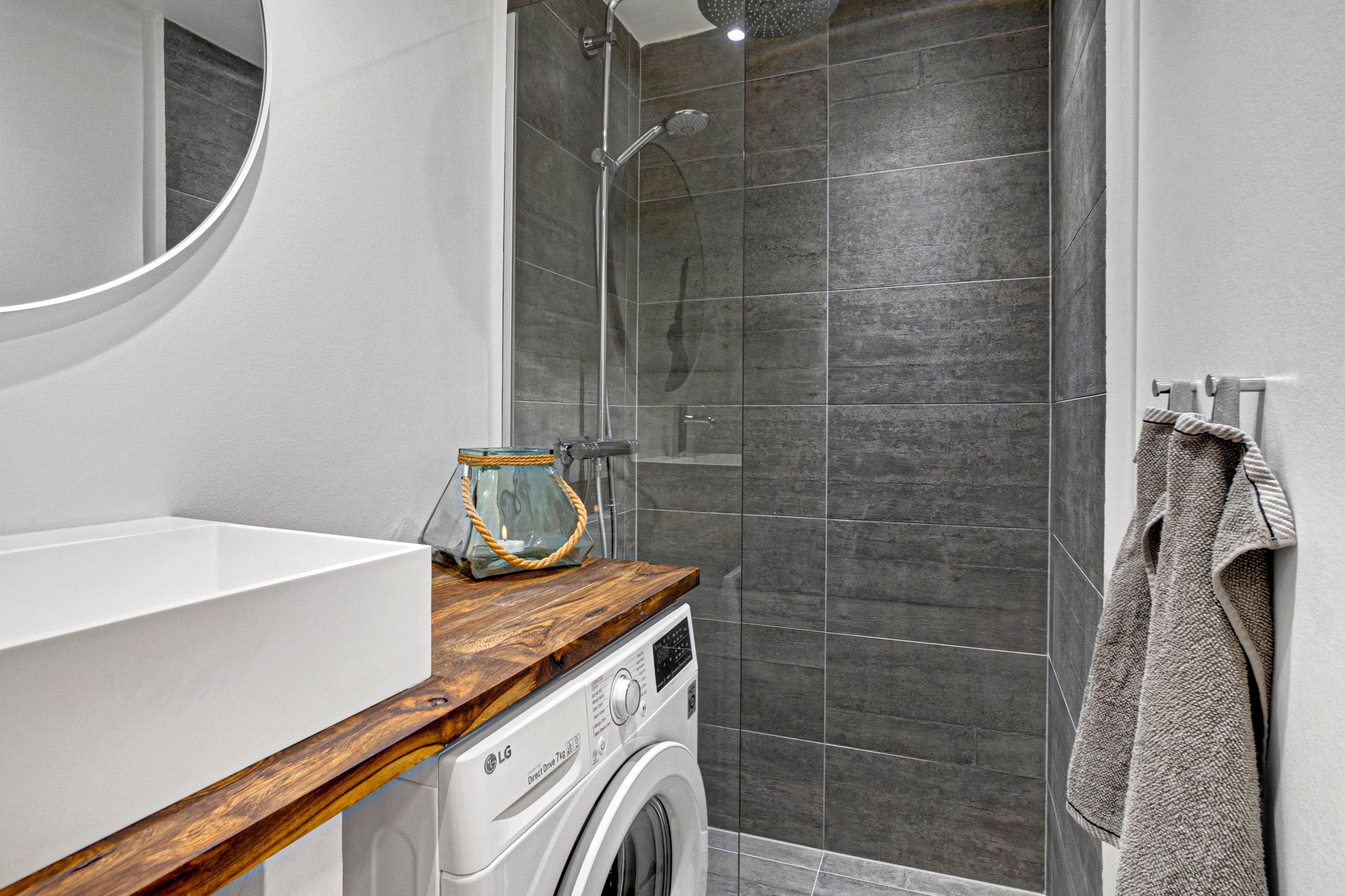 Fremhævet andet billede i fuldskærmstilstand. Billede af Ordrupvej 75A, st.. tv., 2920 Charlottenlund