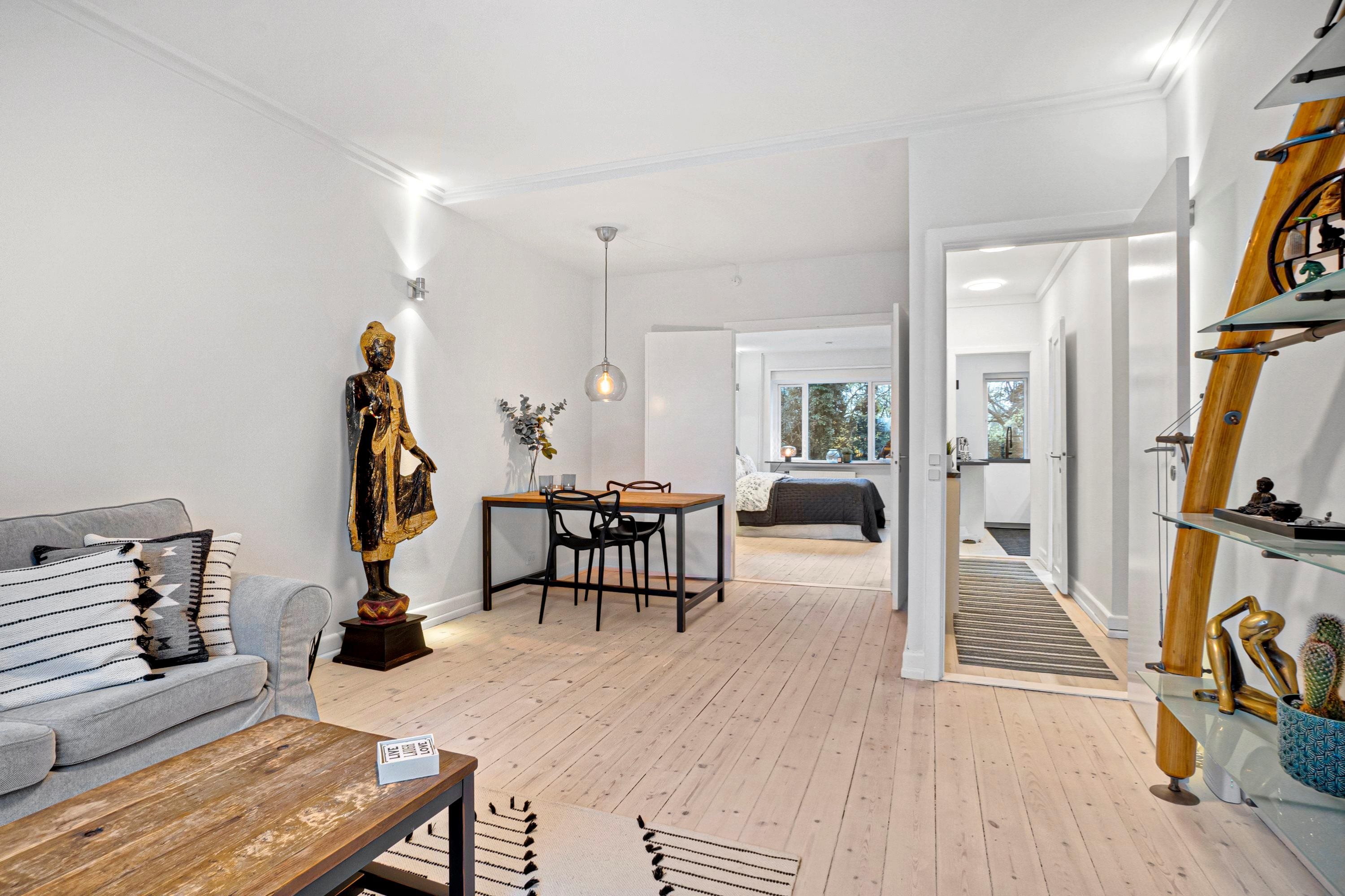 Fremhævet andet billede i fuldskærmstilstand. Billede af Ordrupvej 75A, st.. tv., 2920 Charlottenlund