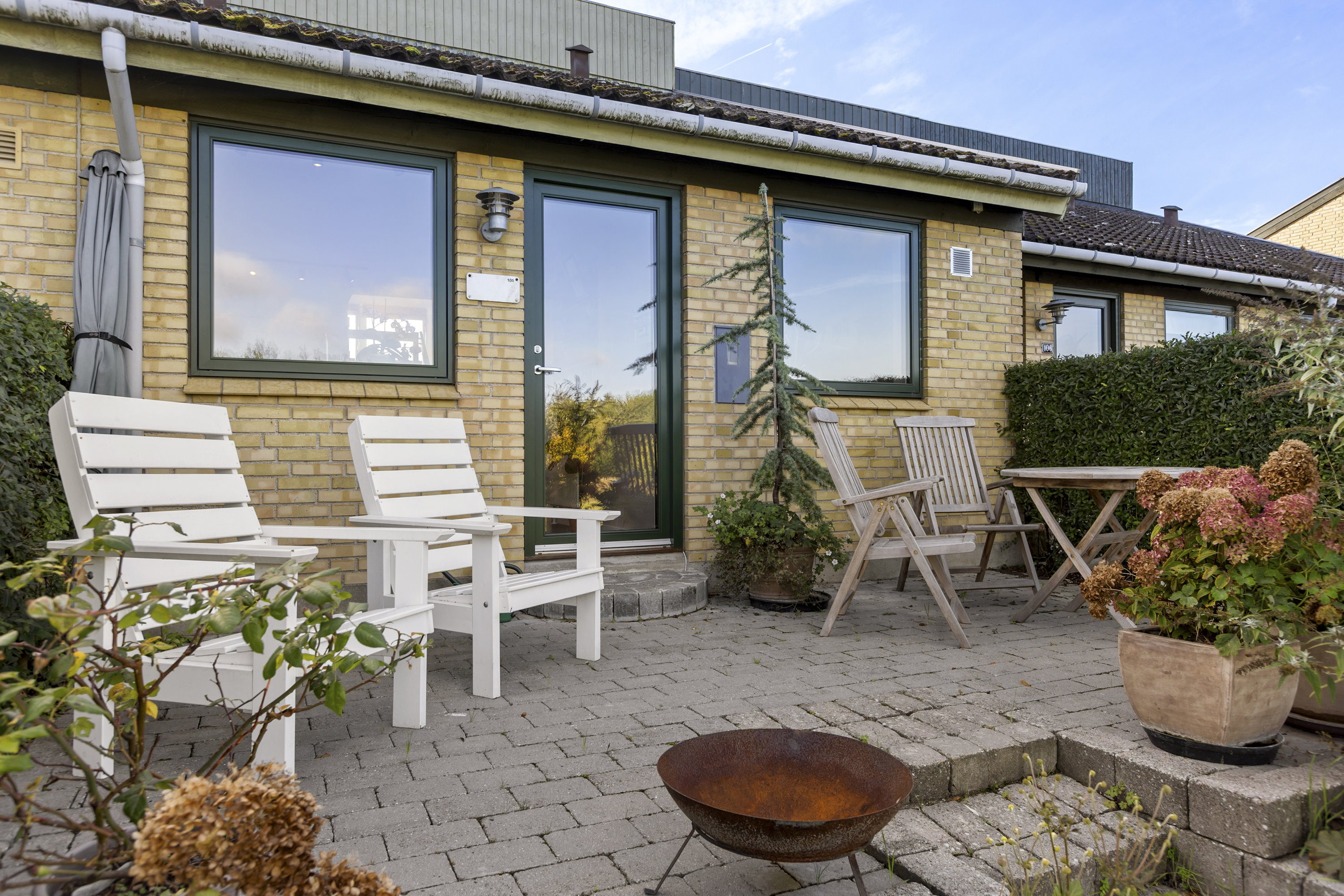 Fremhævet terrasse billede i fuldskærmstilstand. Billede af Terrasserne 105, Himmelev, 4000 Roskilde