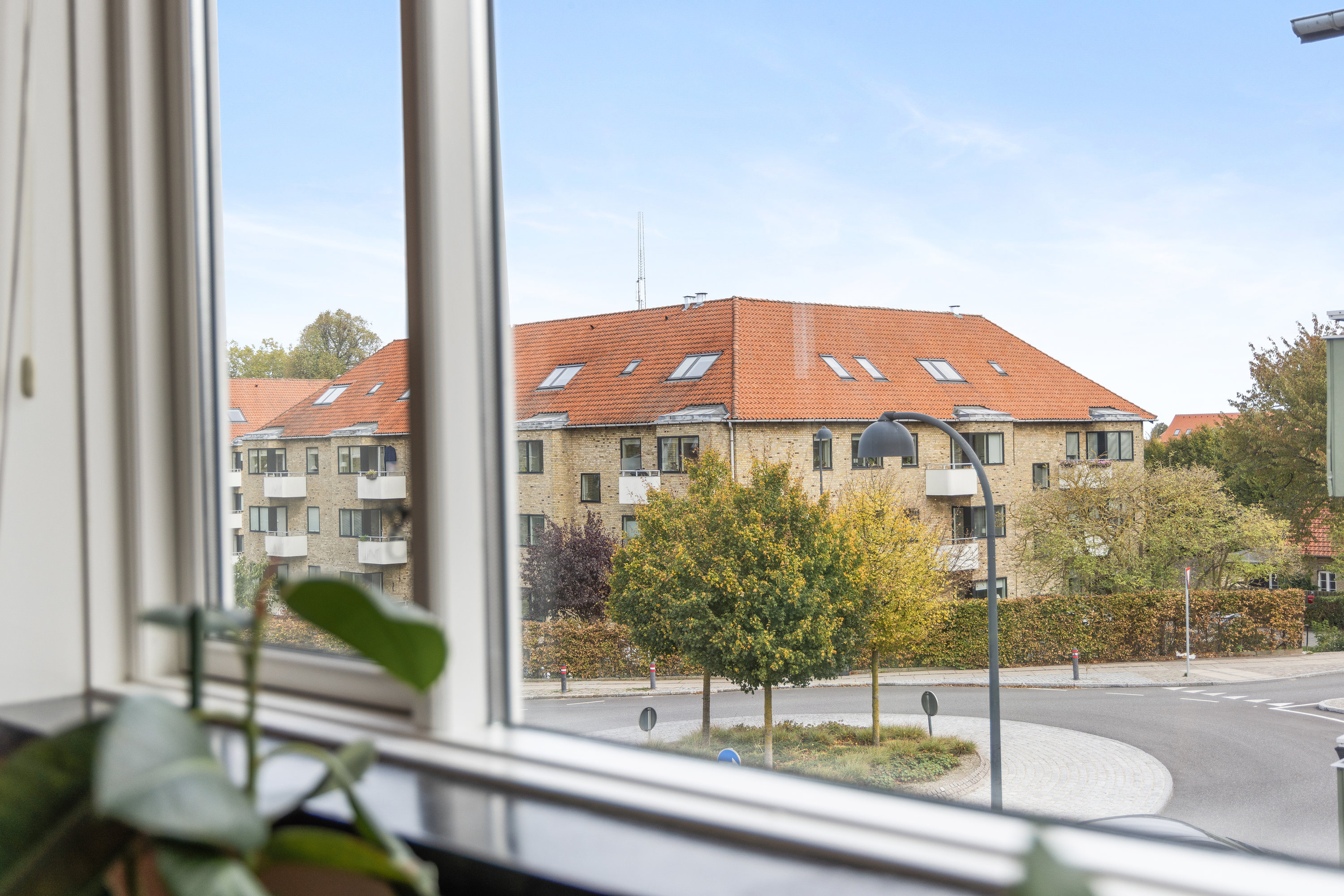 Fremhævet udsigt billede i fuldskærmstilstand. Billede af Hyldegårdsvej 34A, 2. th., 2920 Charlottenlund