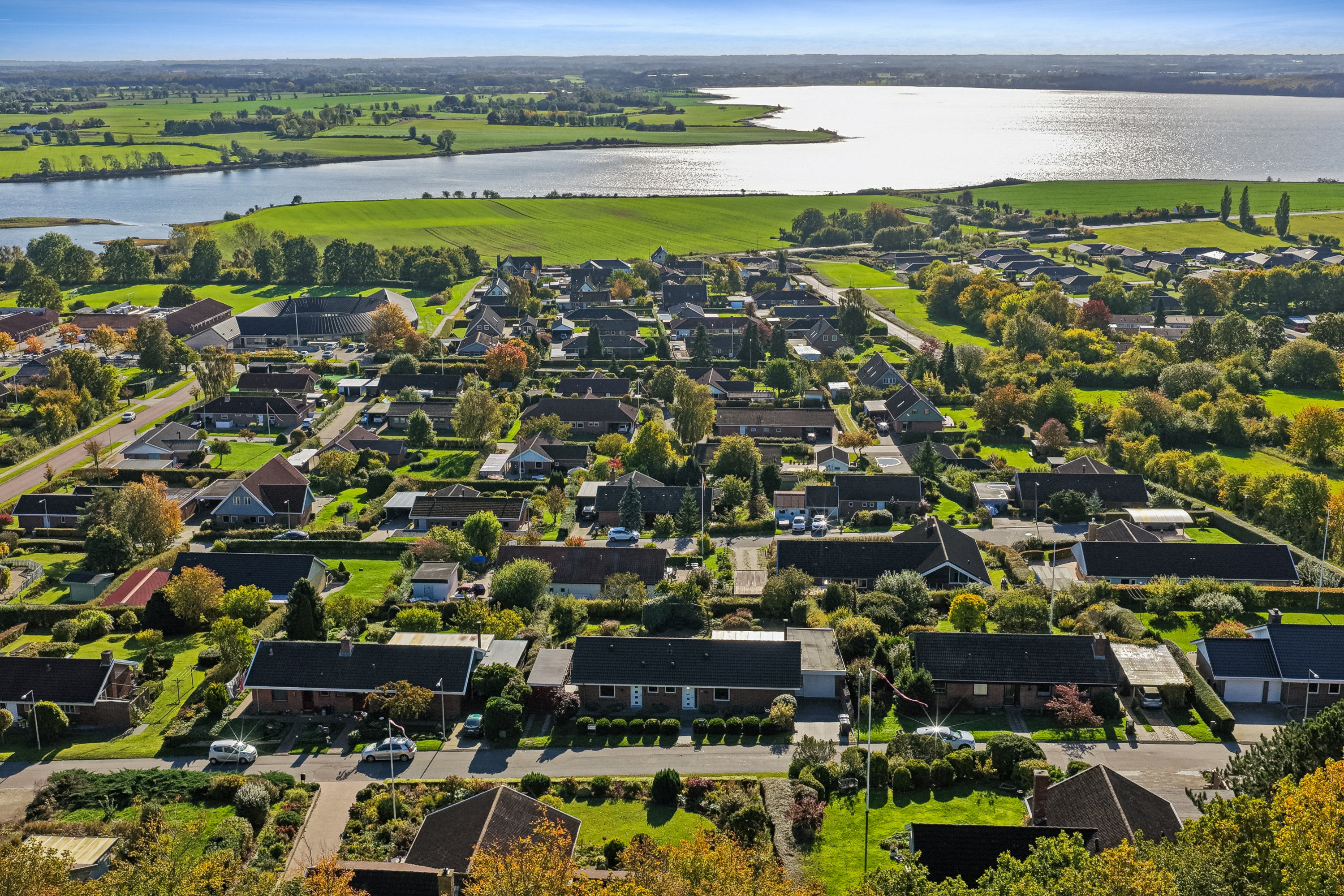 Fremhævet luftfoto billede i fuldskærmstilstand. Billede af Bakkegårdsvej 59, 5330 Munkebo