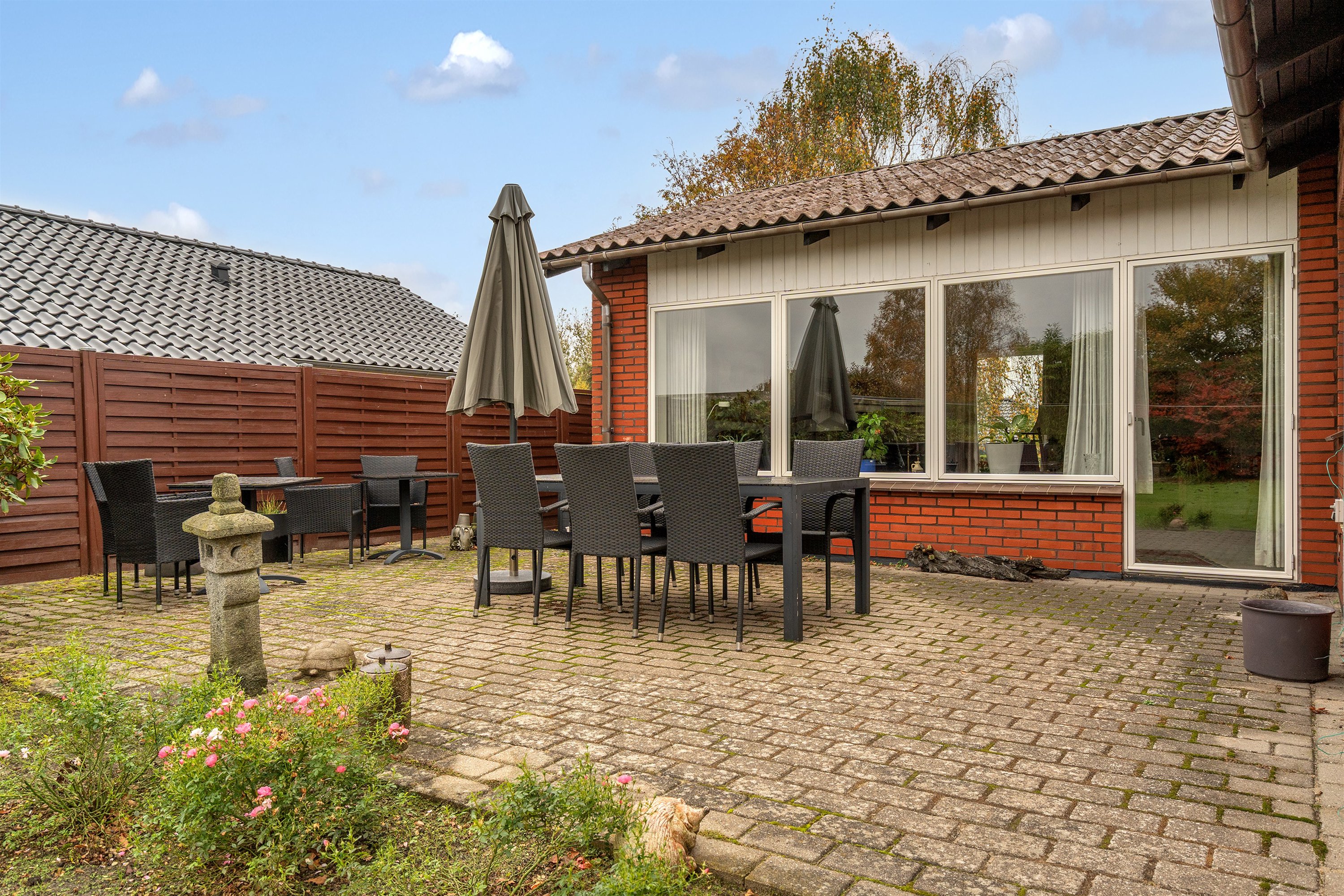 Fremhævet terrasse billede i fuldskærmstilstand. Billede af Ledvænget 8, Skads, 6705 Esbjerg Ø