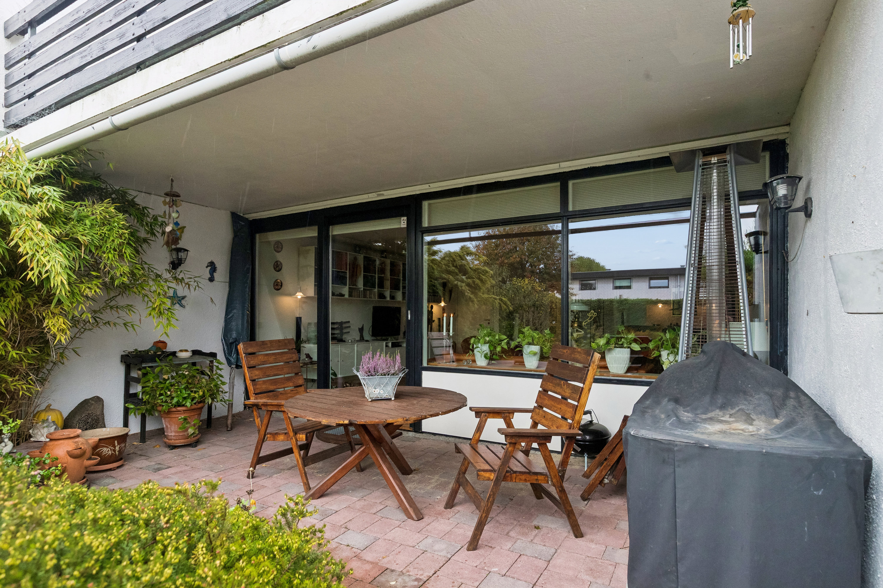Fremhævet terrasse billede i fuldskærmstilstand. Billede af Bryrupvej 41, 2770 Kastrup