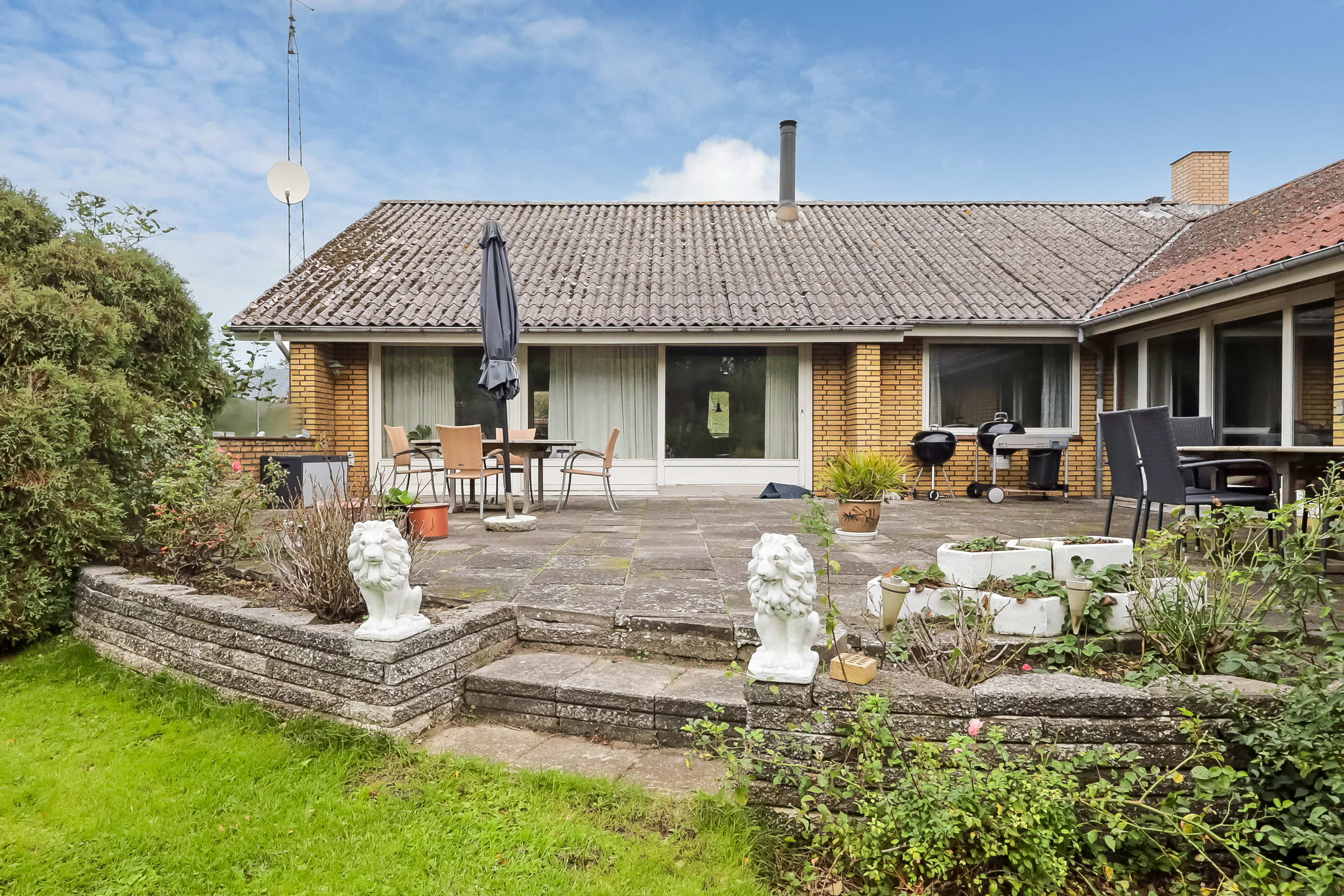 Fremhævet terrasse billede i fuldskærmstilstand. Billede af Kystvejen 3, 5985 Søby Ærø