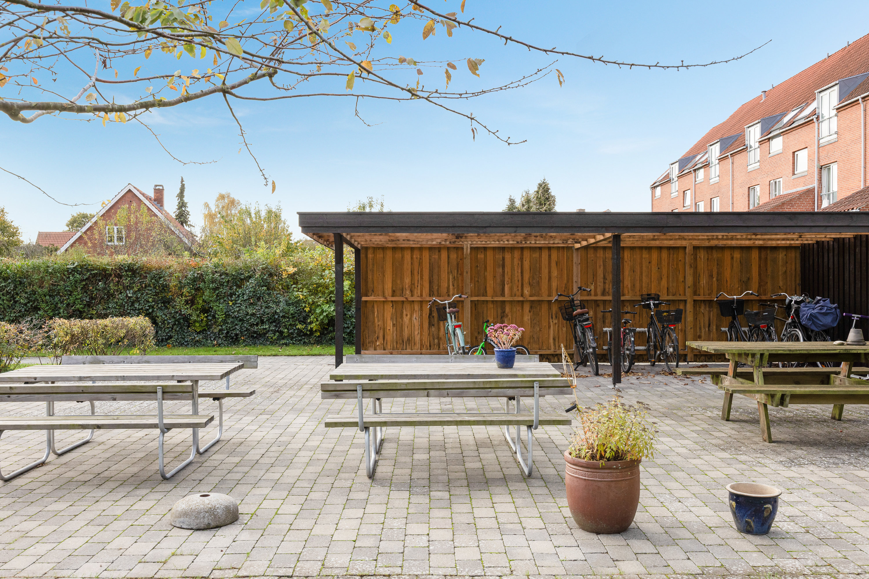 Fremhævet terrasse billede i fuldskærmstilstand. Billede af Hvidovrevej 221E, st., 2650 Hvidovre