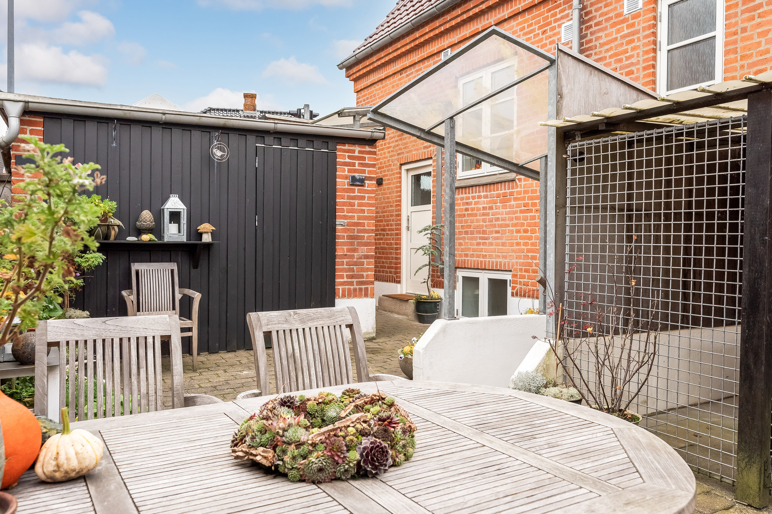 Fremhævet terrasse billede i fuldskærmstilstand. Billede af Skivevej 51, 7500 Holstebro