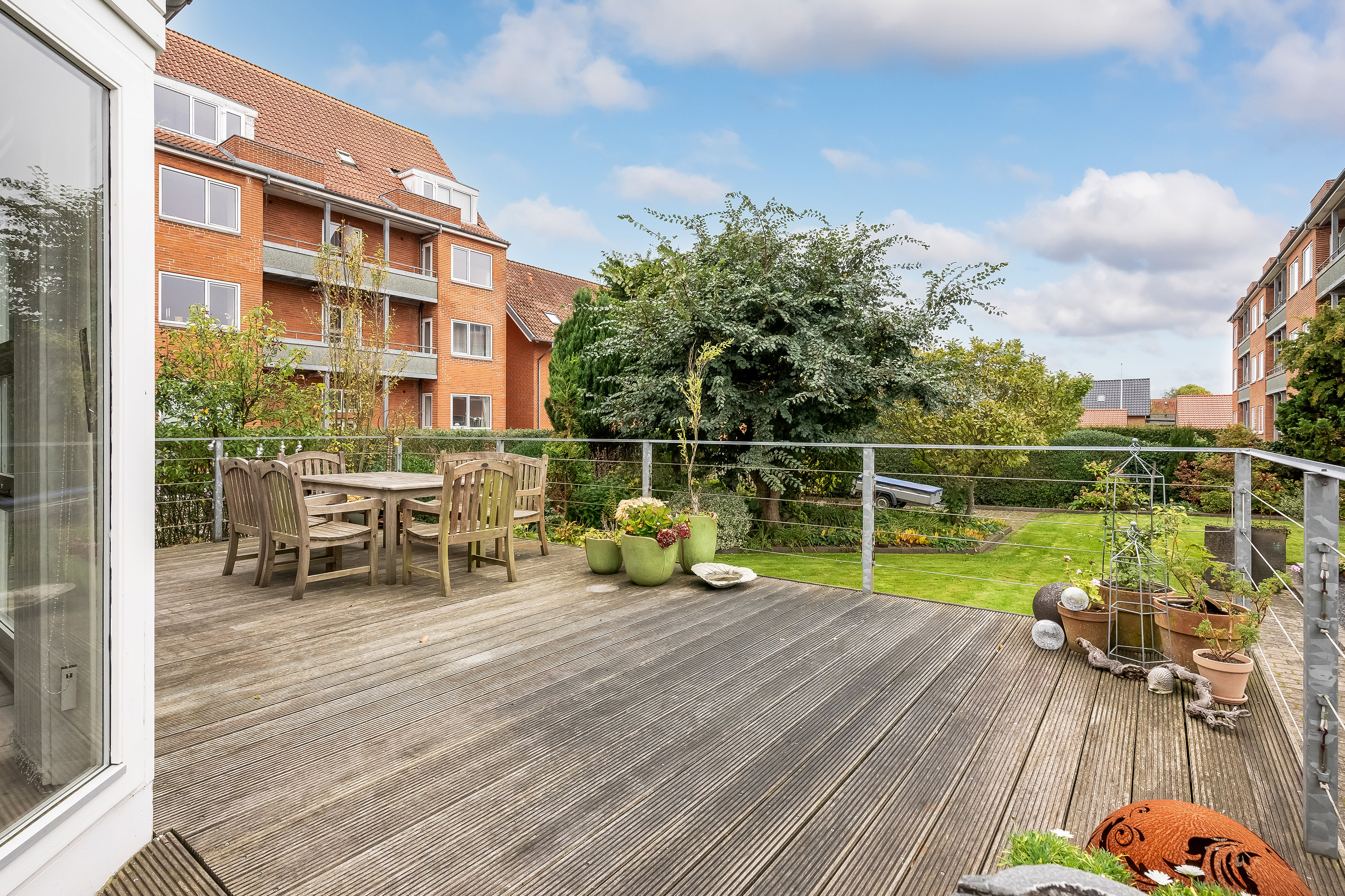 Fremhævet terrasse billede i fuldskærmstilstand. Billede af Skivevej 51, 7500 Holstebro