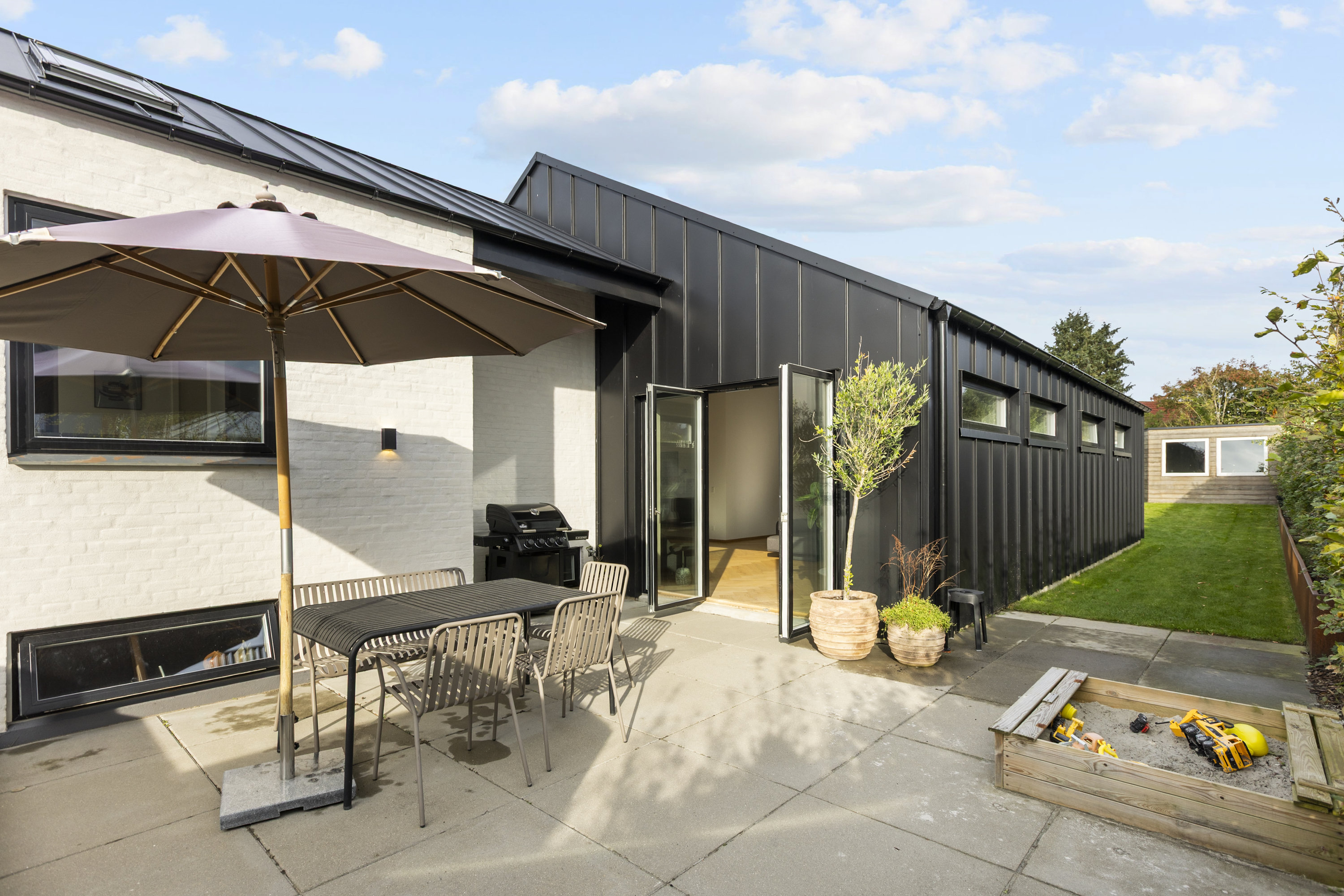Miniaturebillede 1: terrasse. Billede af Astersvej 7, 4200 Slagelse