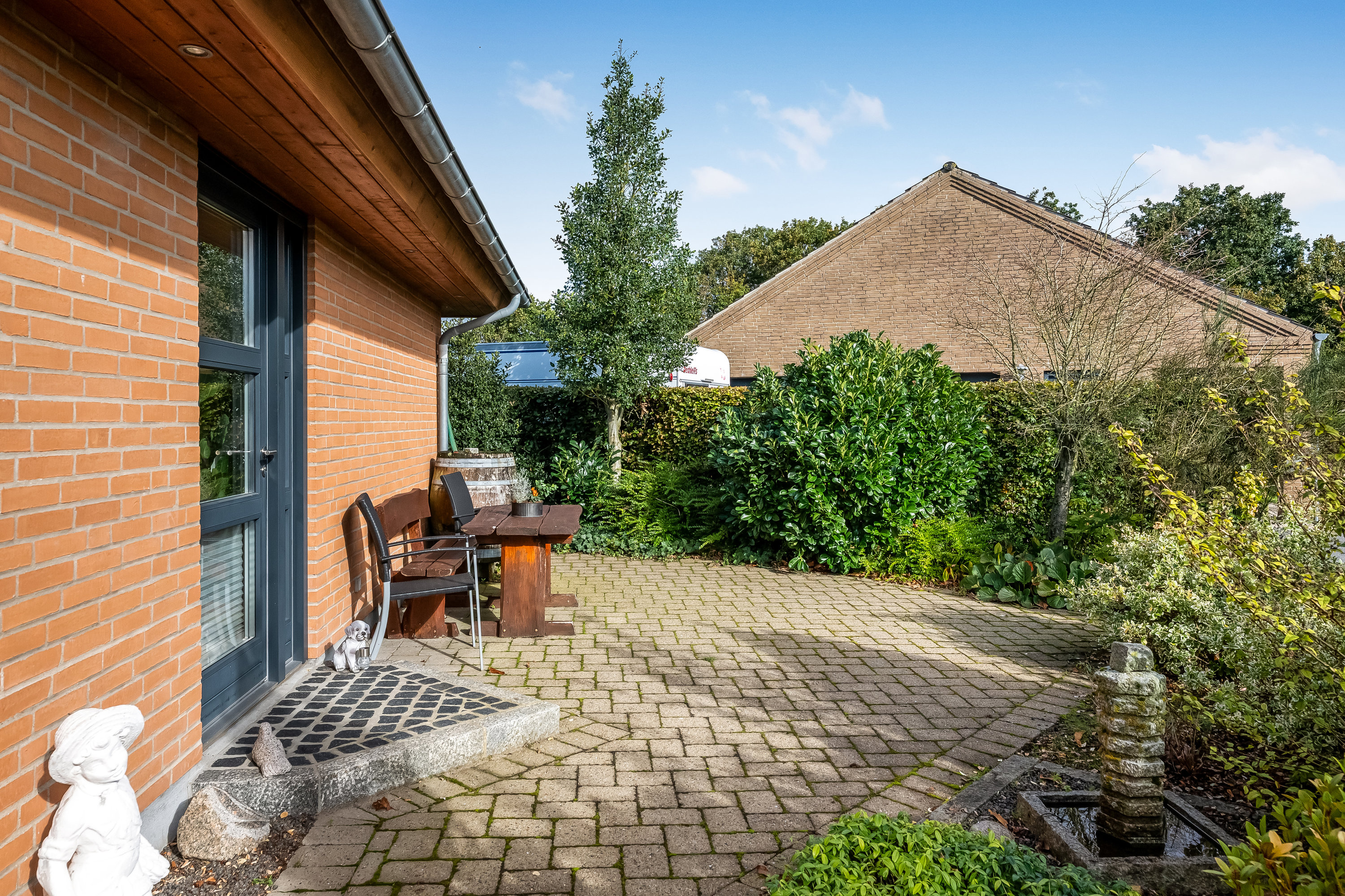 Fremhævet terrasse billede i fuldskærmstilstand. Billede af Liden Kirstens Allé 48, Mejdal, 7500 Holstebro