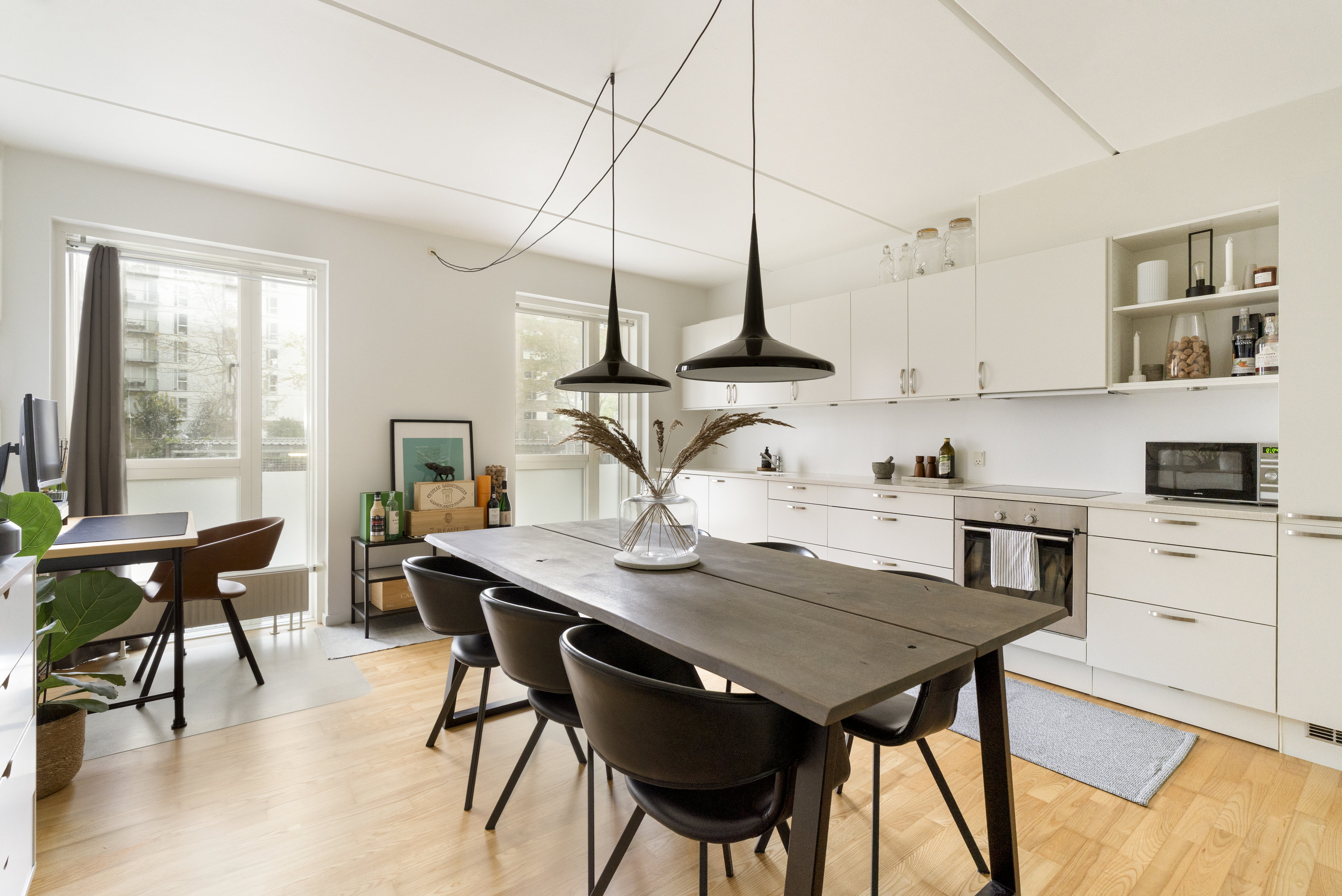 Fremhævet  billede i fuldskærmstilstand. Billede af C.F. Møllers Allé 6, st. th., 2300 København S